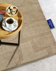 Tapis tissé à la main en laine Lexa Beige - Villeroy & Boch – STUDIO DECO