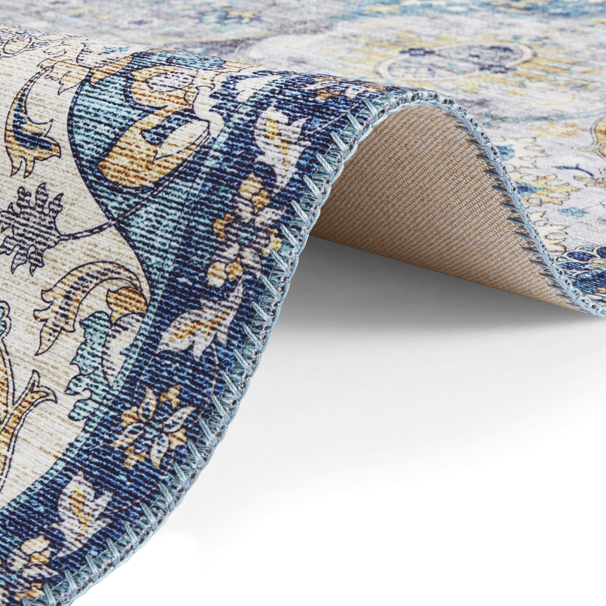 Tapis ANDALOUSIA Bleu Denim - Elle Décoration – STUDIO DECO