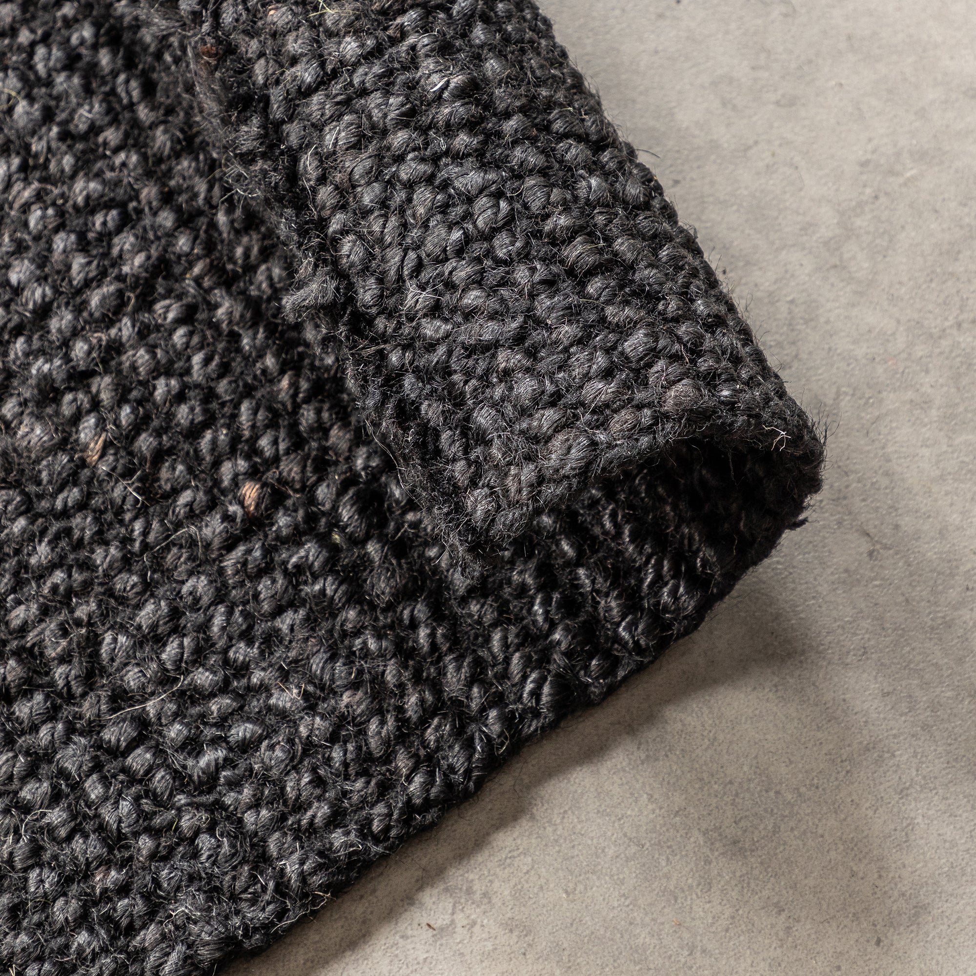 Tapis en Jute Bouclé JAIPUR Noir – STUDIO DECO