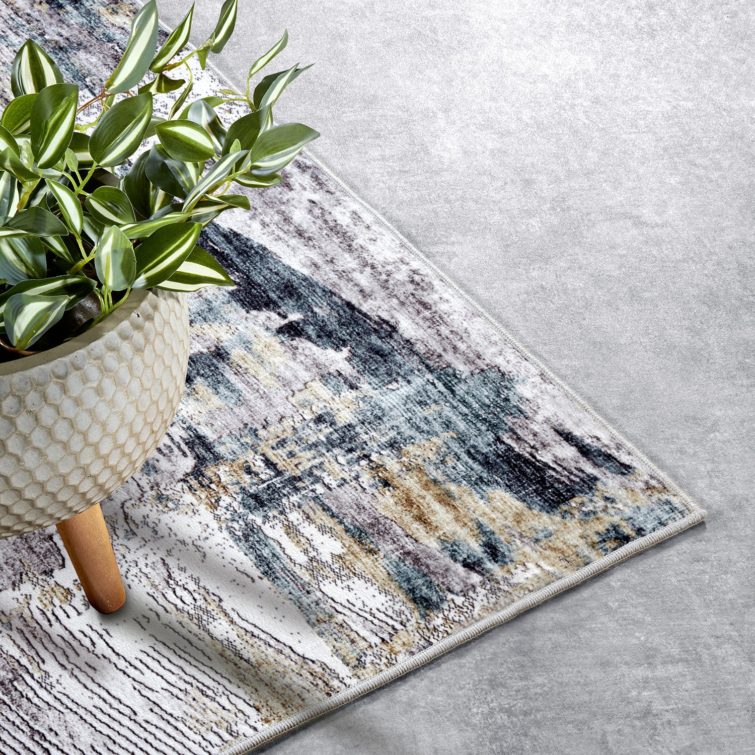 Tapis à motifs Abstrait Saphir et Or - ELLE Decoration – STUDIO DECO