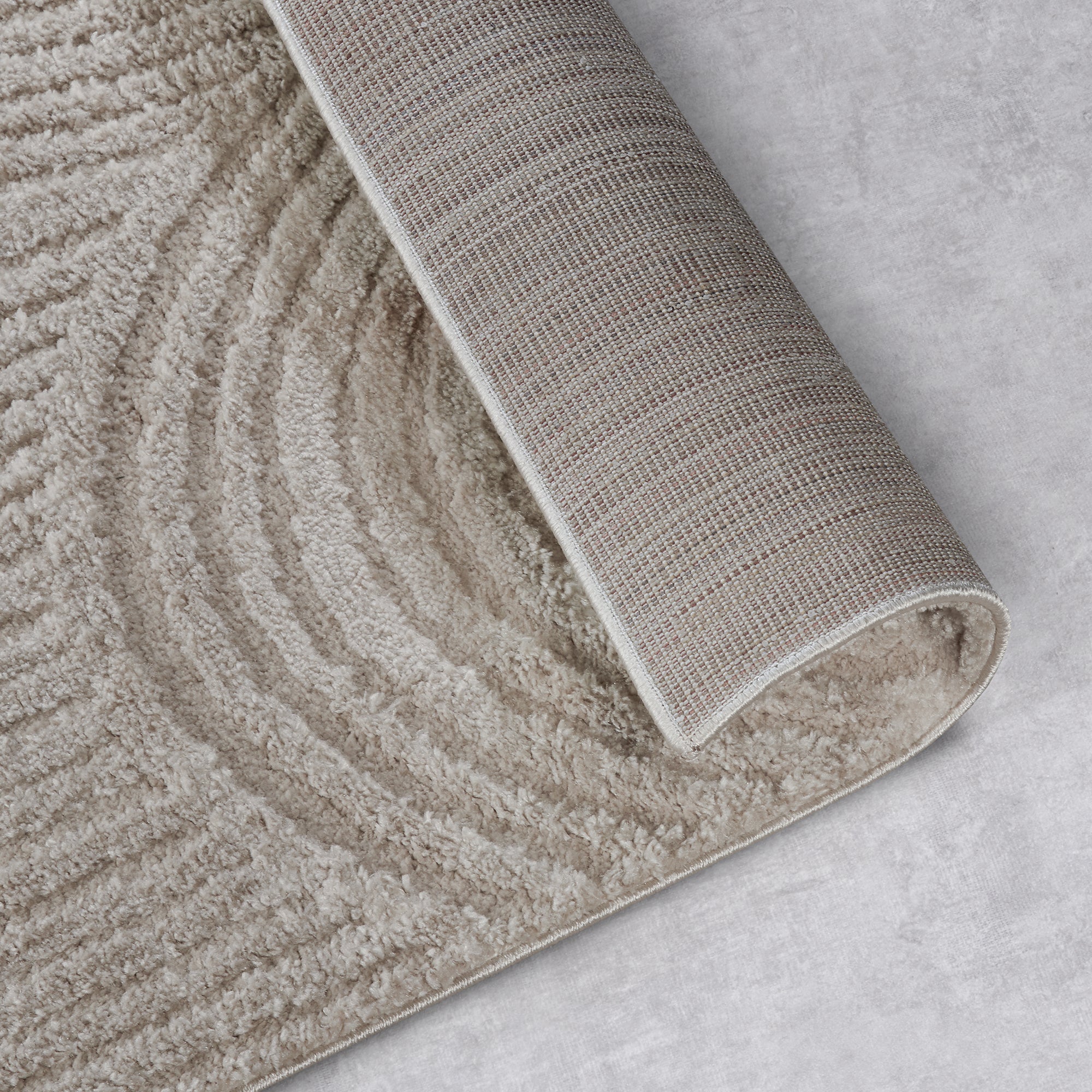 Tapis à poils longs Chappe Beige - ELLE Decoration – STUDIO DECO