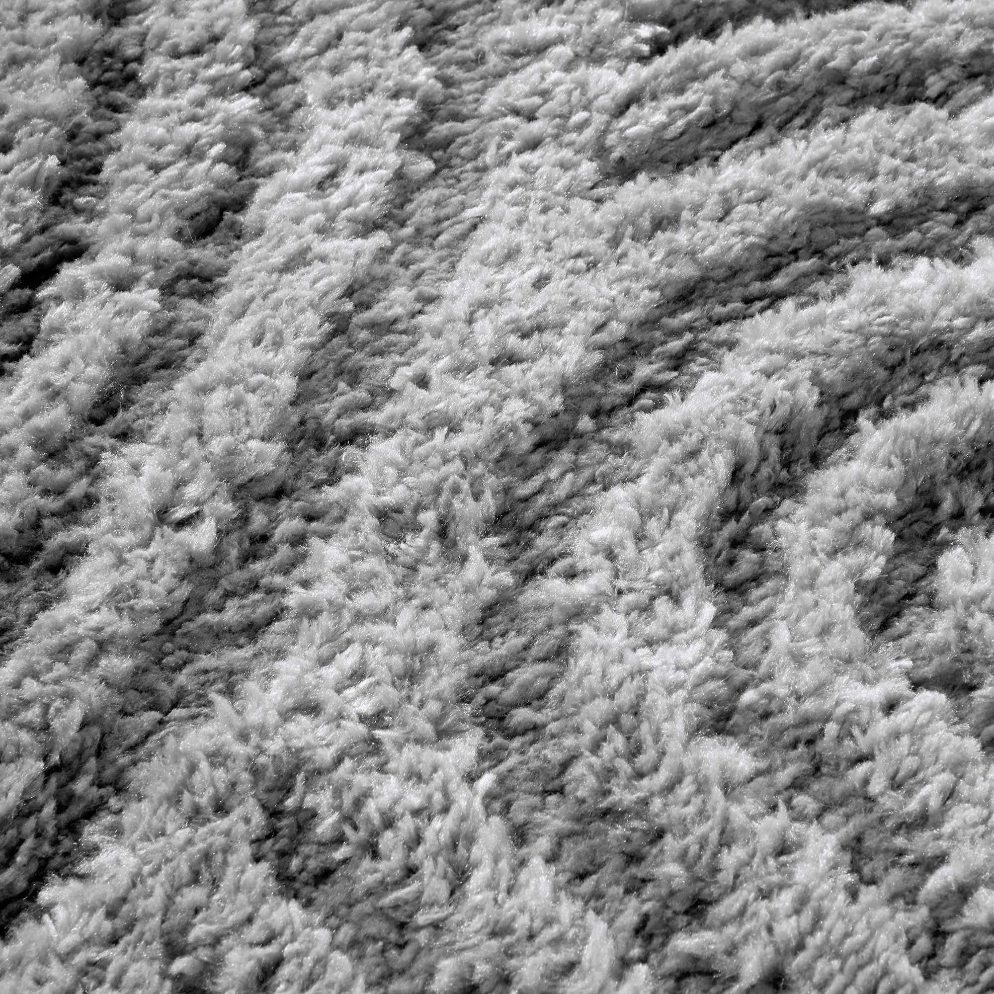 Tapis à poils longs Chappe Gris - ELLE Decoration – STUDIO DECO