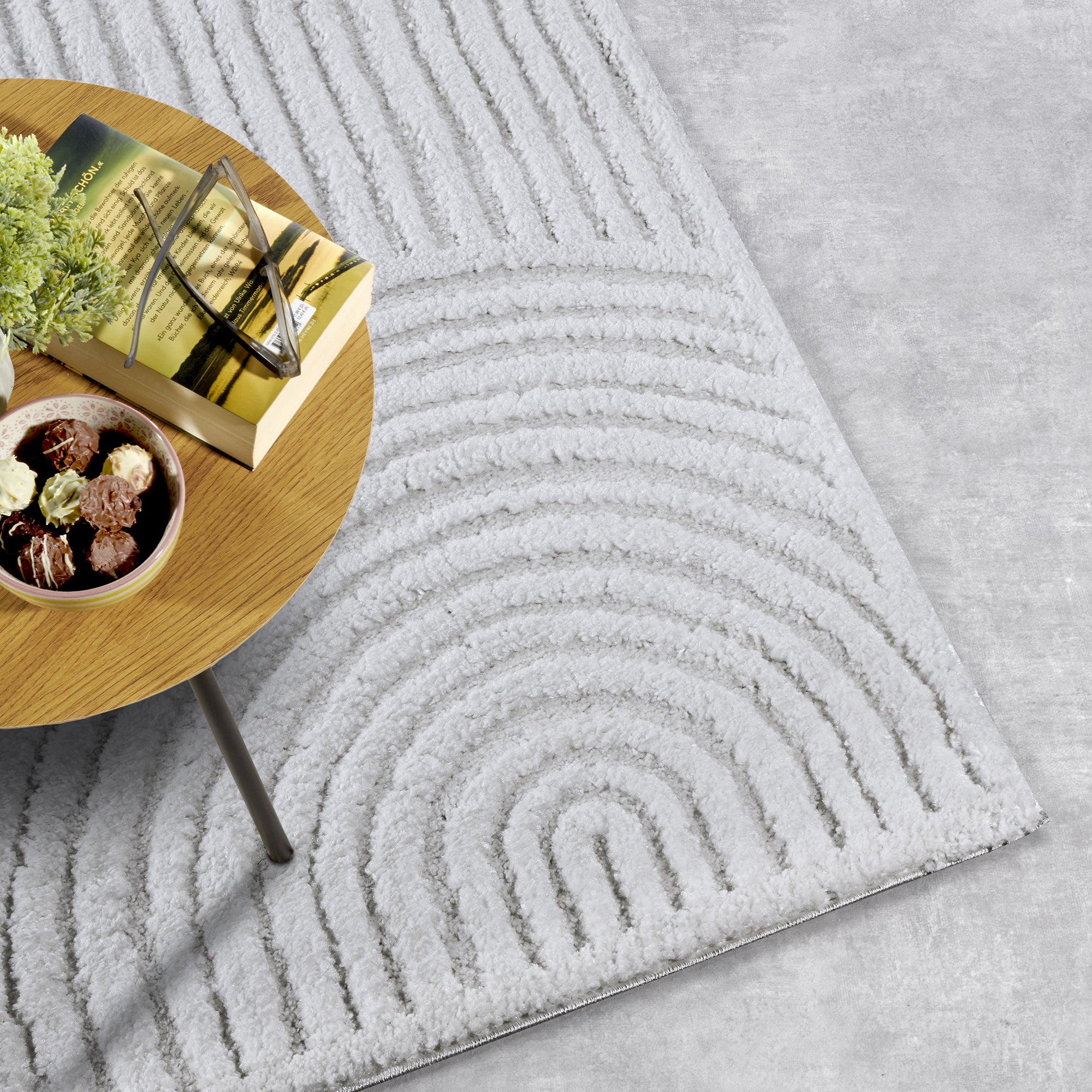 Tapis à poils longs Chappe Crème - ELLE Decoration – STUDIO DECO