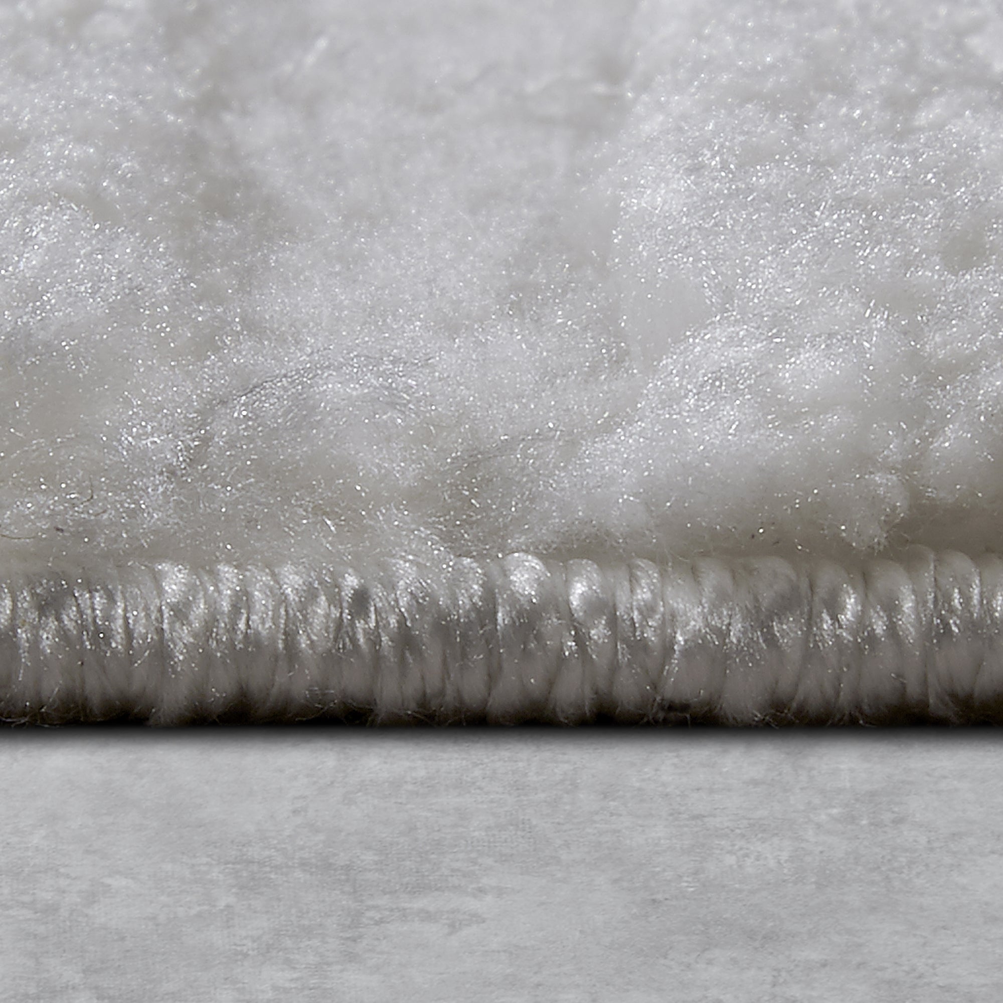 Tapis à poils longs Itinerance Crème - ELLE Decoration – STUDIO DECO