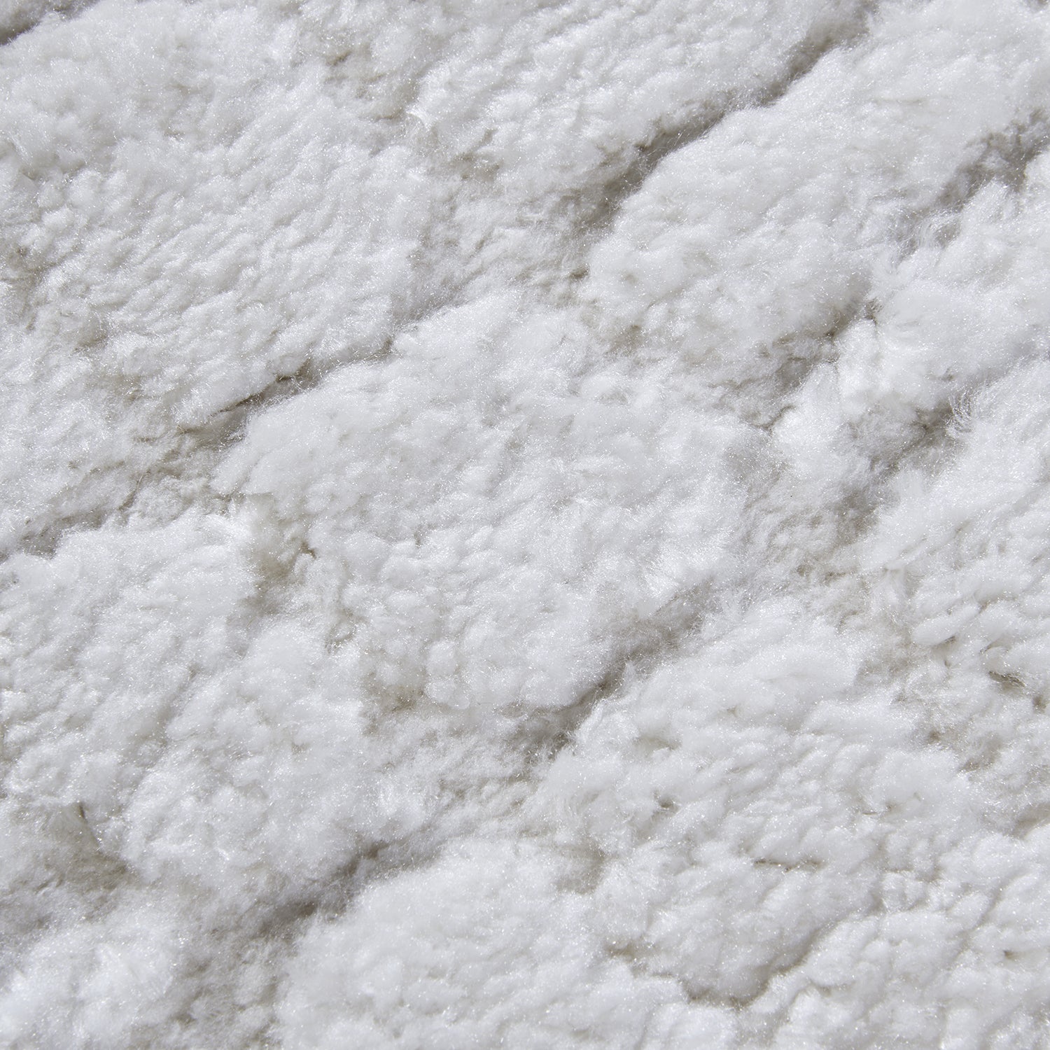 Tapis à poils longs Artistic Crème - ELLE Decoration – STUDIO DECO