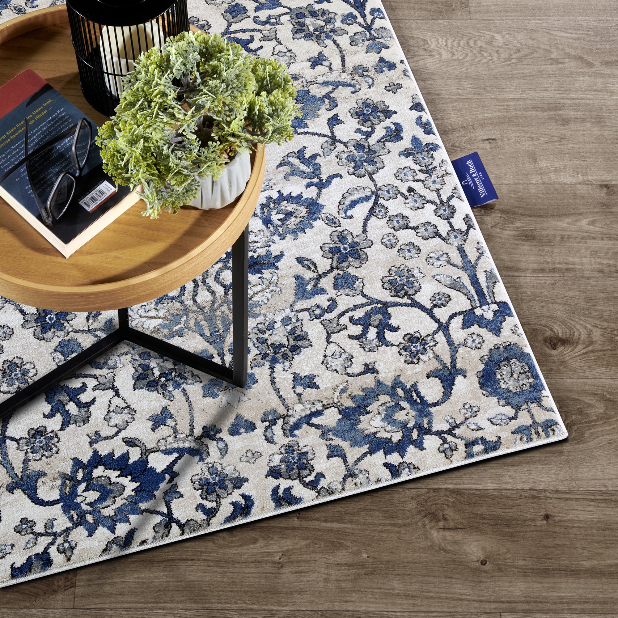 Tapis Vintage ERNEST Crème et Bleu - Villeroy &amp; Boch – STUDIO DECO
