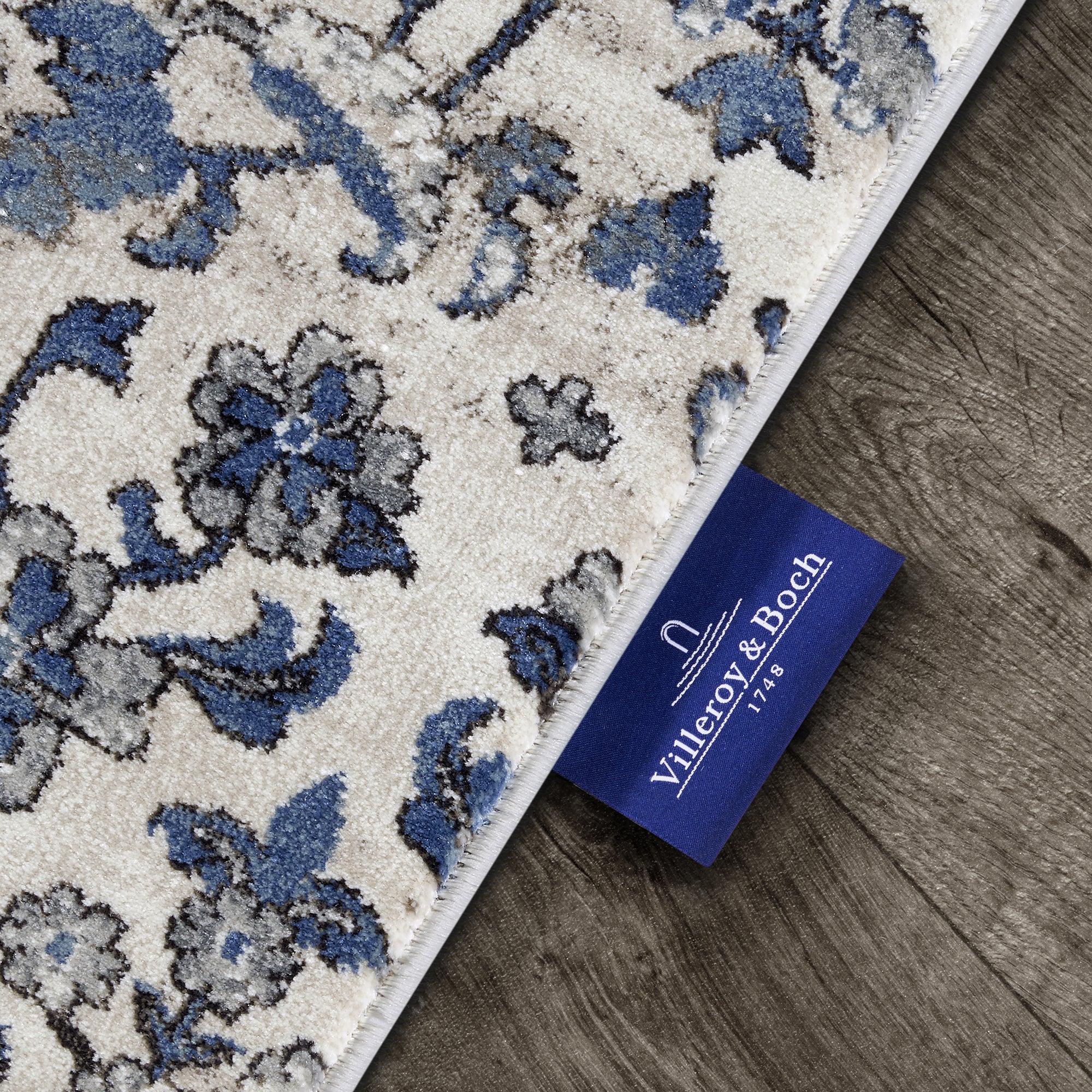 Tapis Vintage ERNEST Crème et Bleu - Villeroy &amp; Boch – STUDIO DECO