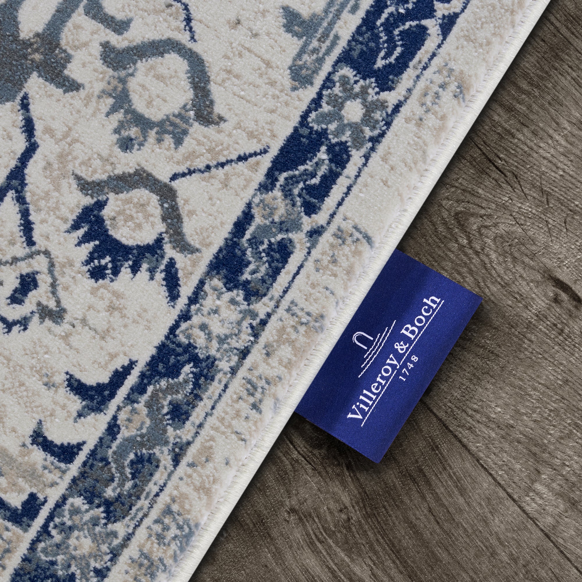 Tapis Vintage EMMANUEL Crème et Bleu - Villeroy & Boch – STUDIO DECO