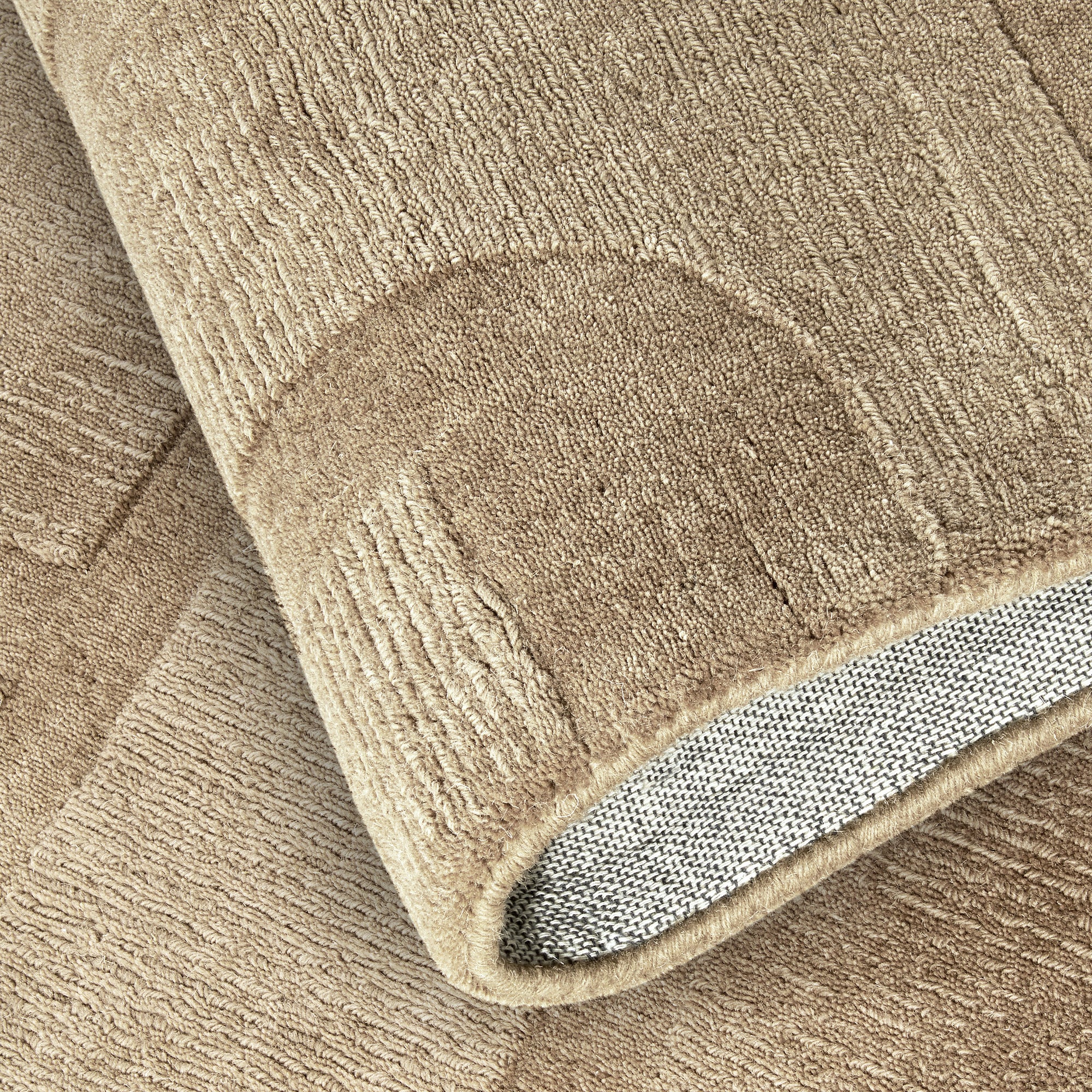 Tapis tissé à la main en laine Lexa Beige - Villeroy &amp; Boch – STUDIO DECO