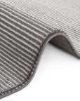 Tapis en relief Lignes Anthracite - ELLE Décoration – STUDIO DECO