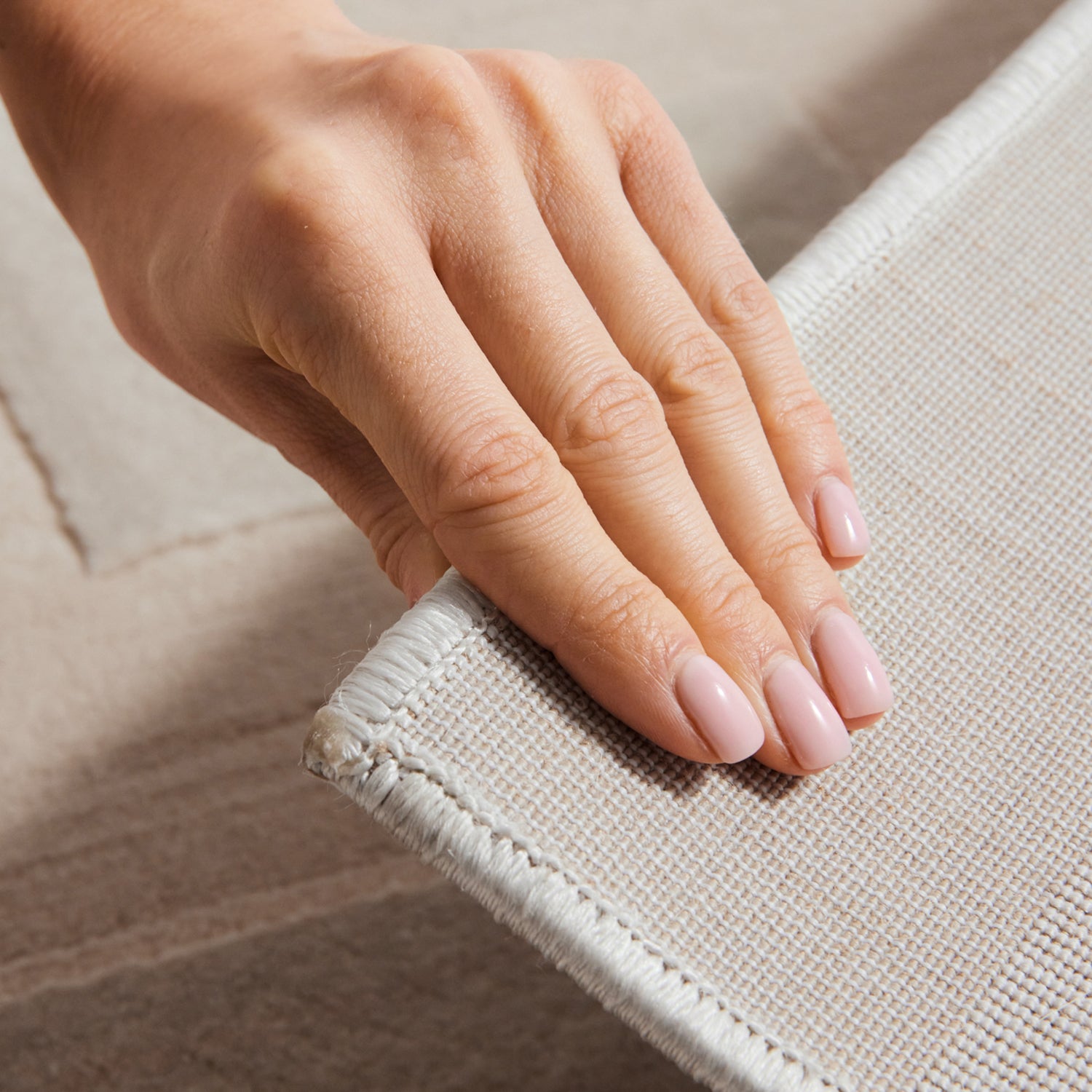 Tapis en relief Abtrait Beige - ELLE Décoration – STUDIO DECO