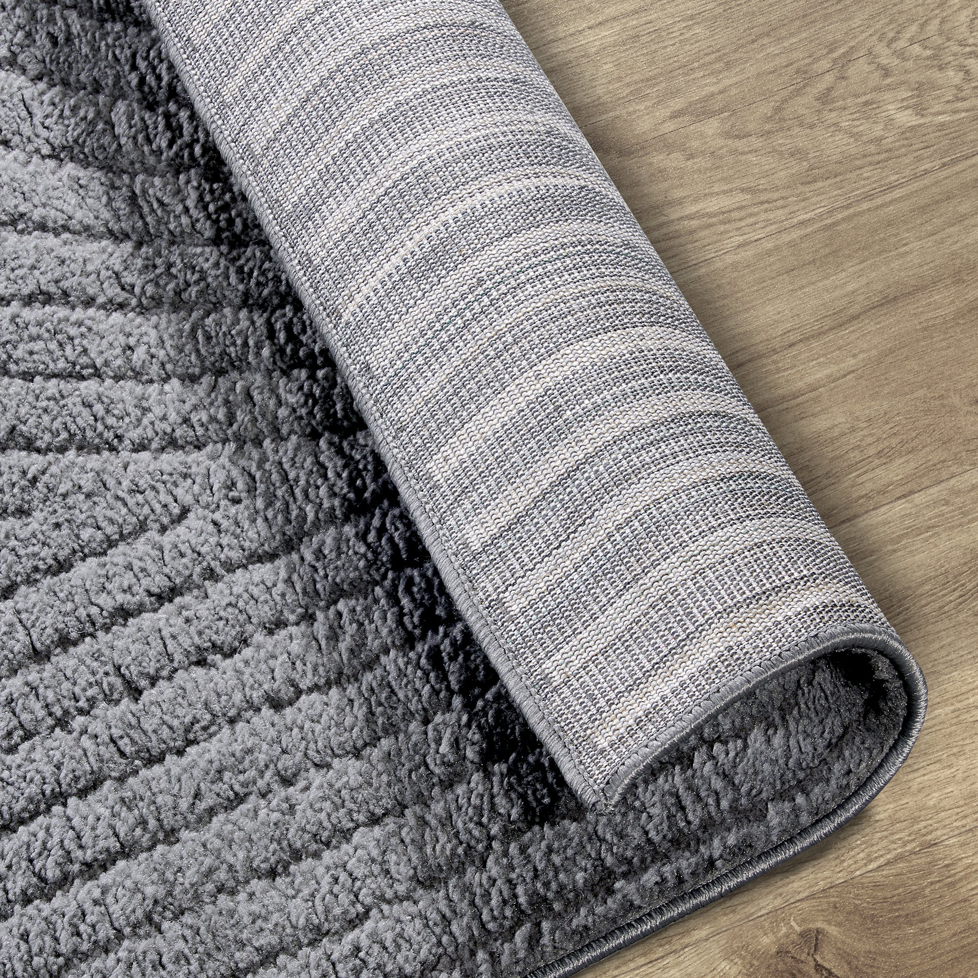 Tapis DEPT à Relief Gris Anthracite - ELLE Décoration – STUDIO DECO