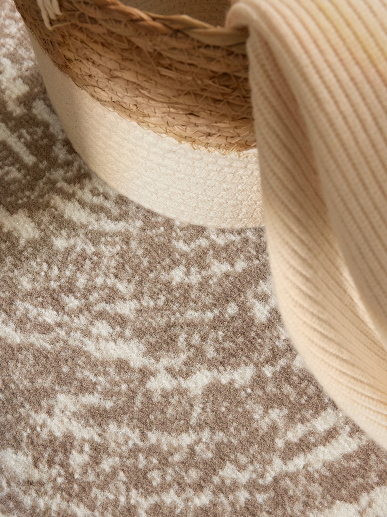 Tapis rond vintage abstrait Beige – STUDIO DECO