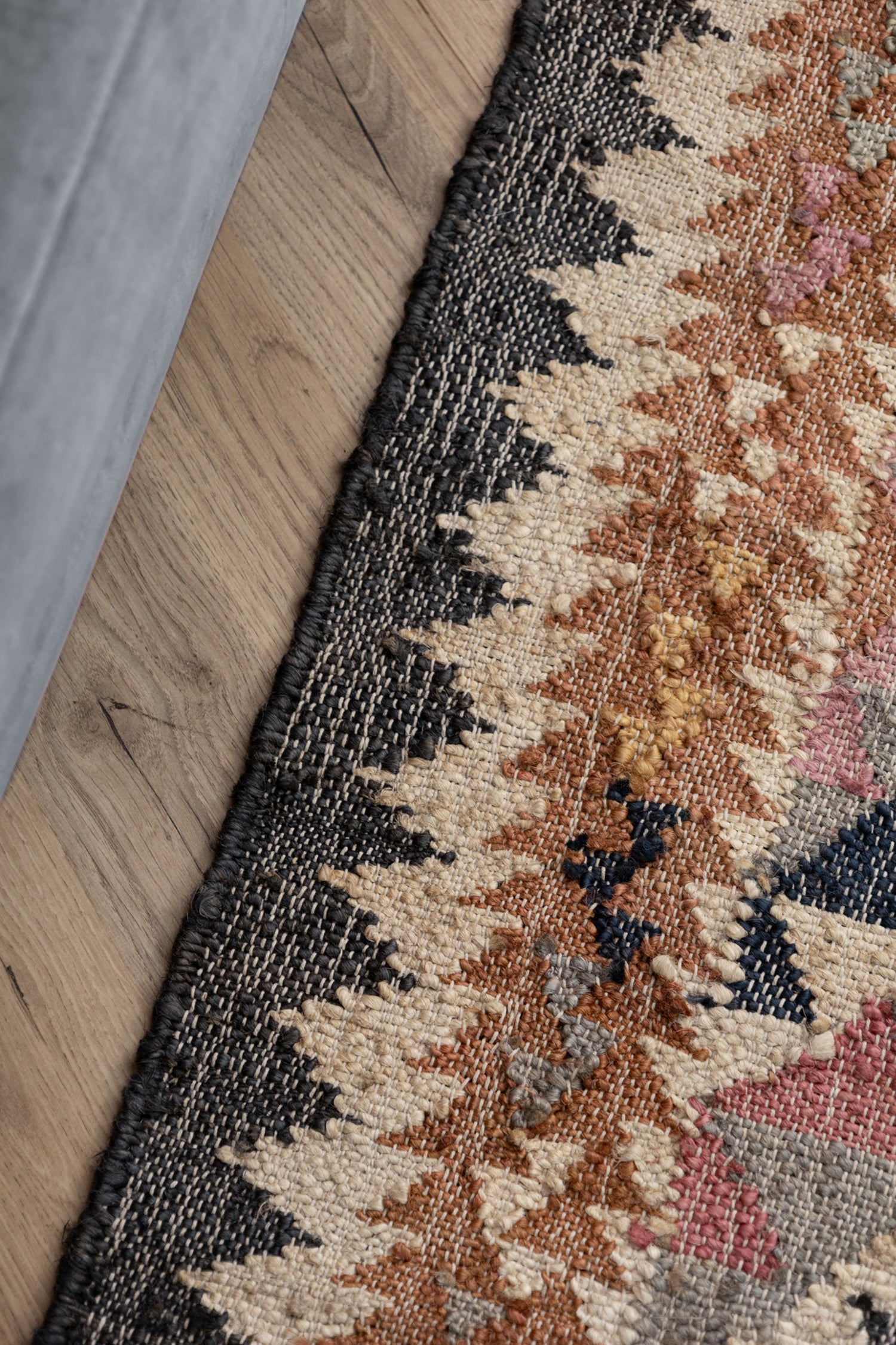 Tapis Kilim Jute à Franges SHANA - ELLE Decoration – STUDIO DECO