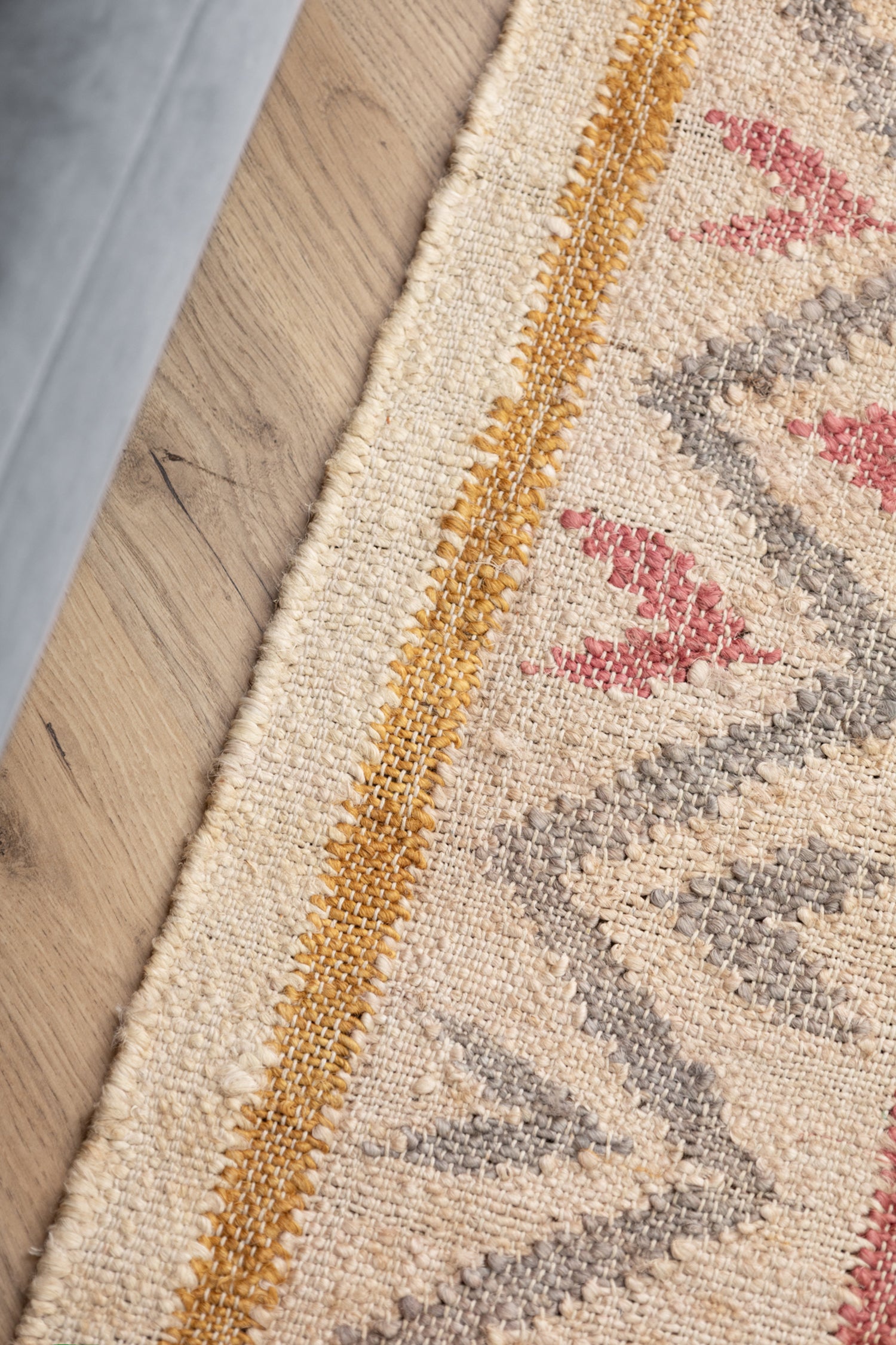 Tapis Kilim Jute à Franges AINA - ELLE Decoration – STUDIO DECO