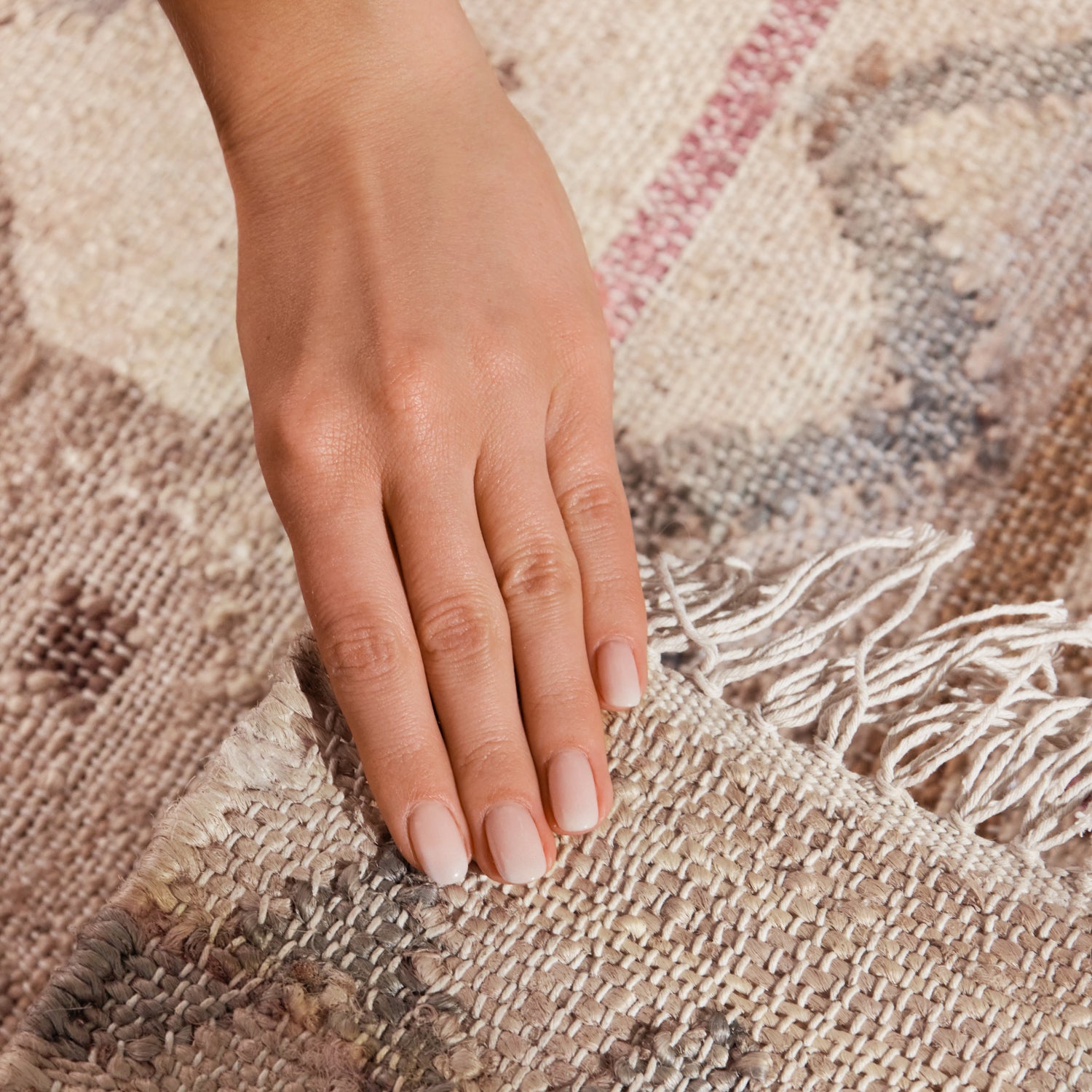 Tapis Kilim Jute à Franges AINA - ELLE Decoration – STUDIO DECO