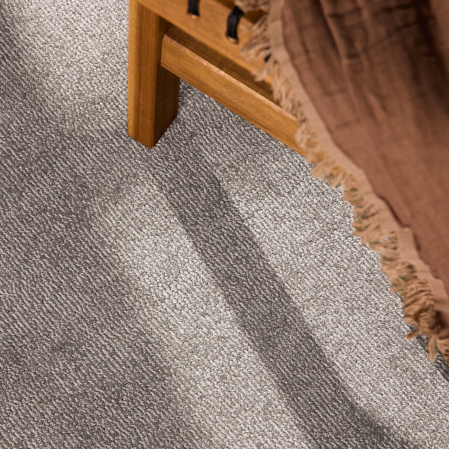 Tapis en laine rond organique tufté main Gris - Villeroy & Boch – STUDIO DECO