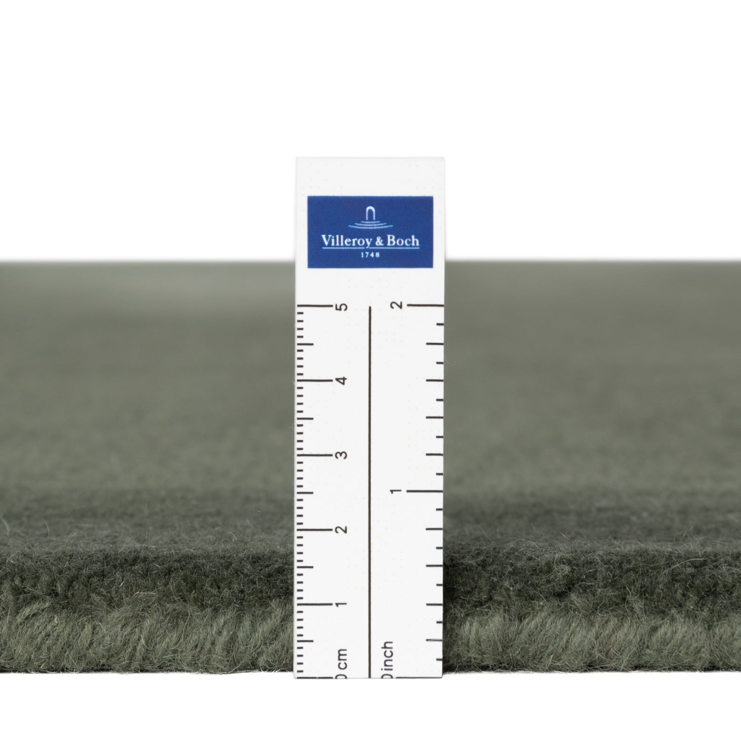 Tapis en laine de forme organique tufté main Vert - Villeroy &amp; Boch – STUDIO DECO