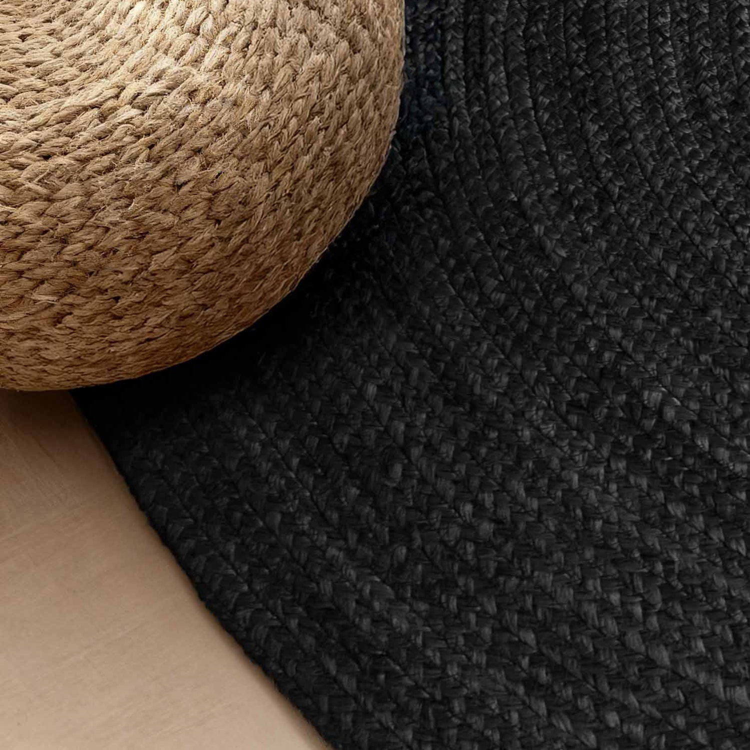 Tapis Ovale en Jute MAHAL Noir – STUDIO DECO