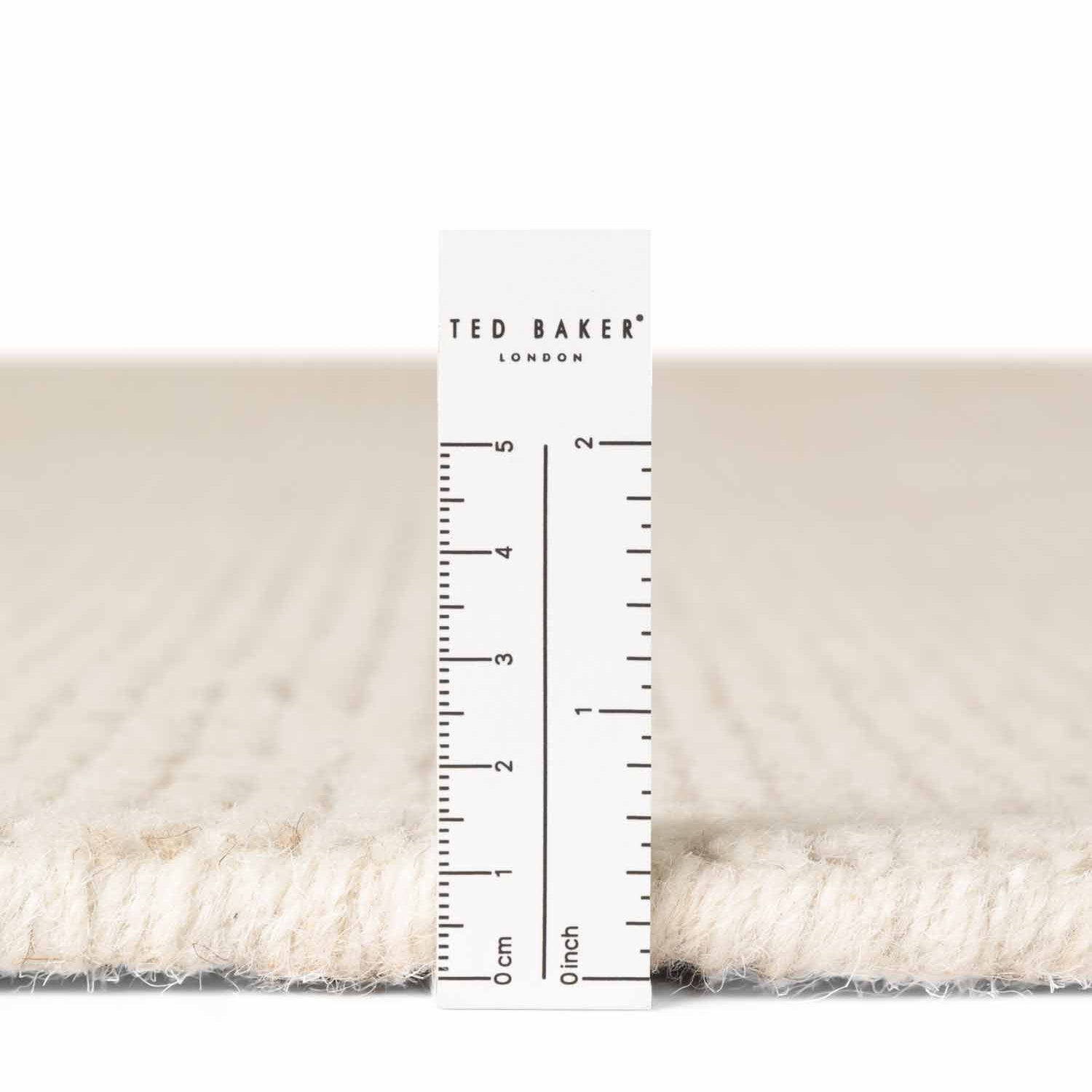 Tapis fait main épais en laine Ivoire - Ted Baker