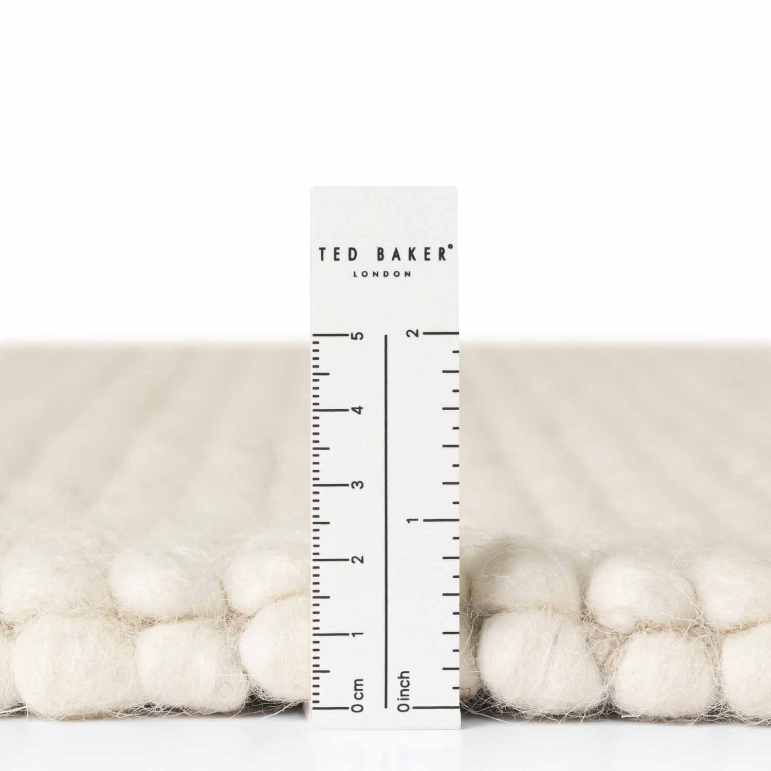 Tapis à boules en laine tufté Blanc Naturel - Ted Baker