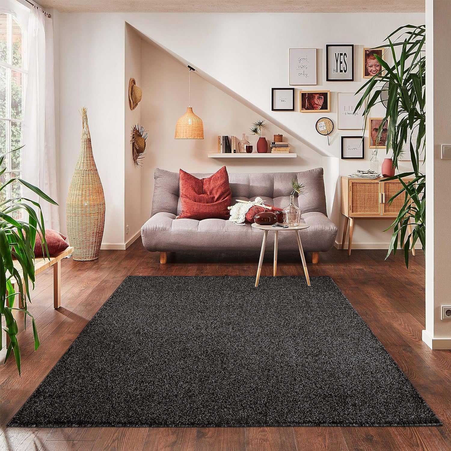 Tapis uni de Salon Chambre Relax Sobre et Epuré - Anthracite – STUDIO DECO