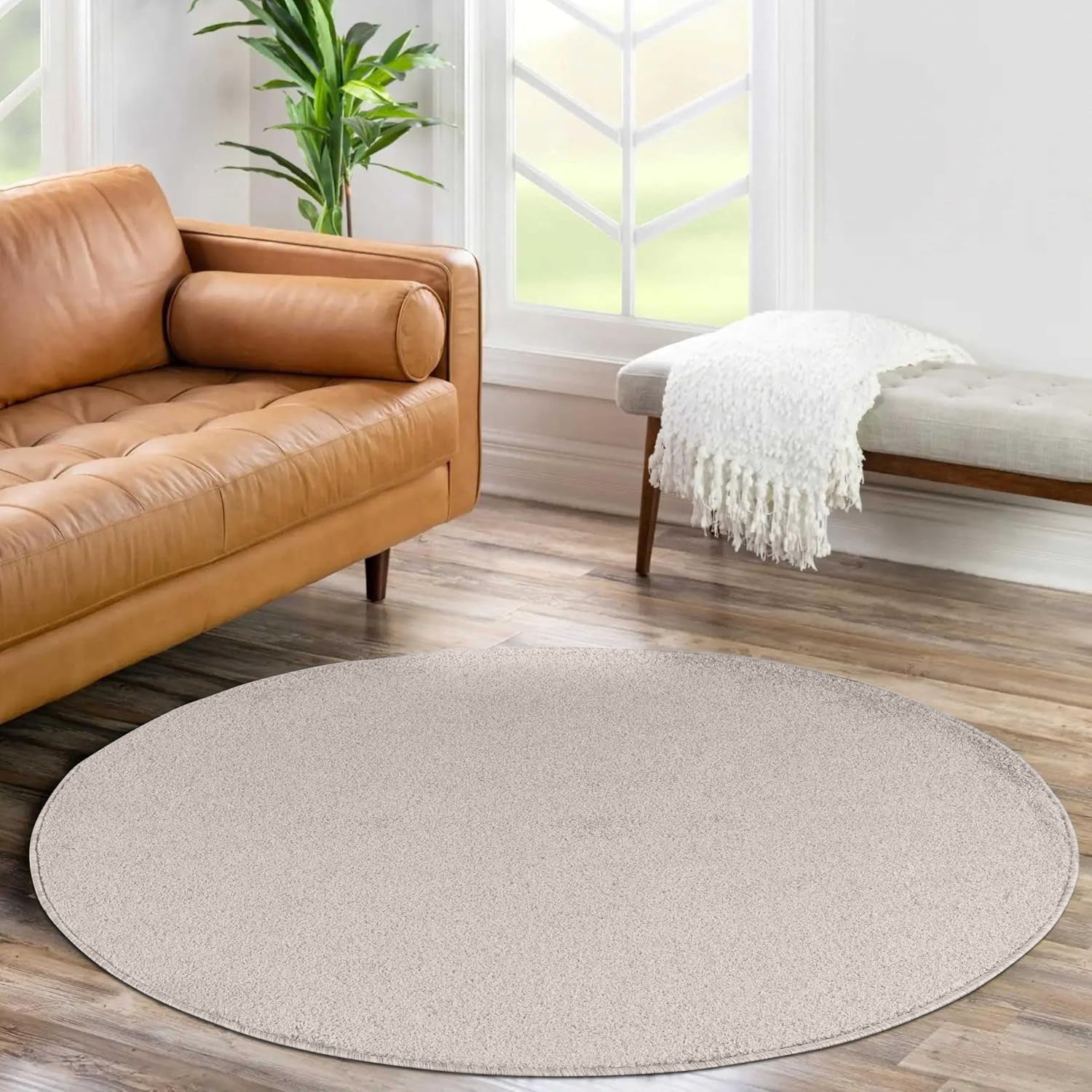 Tapis Uni Rond à poils courts - Crème – STUDIO DECO