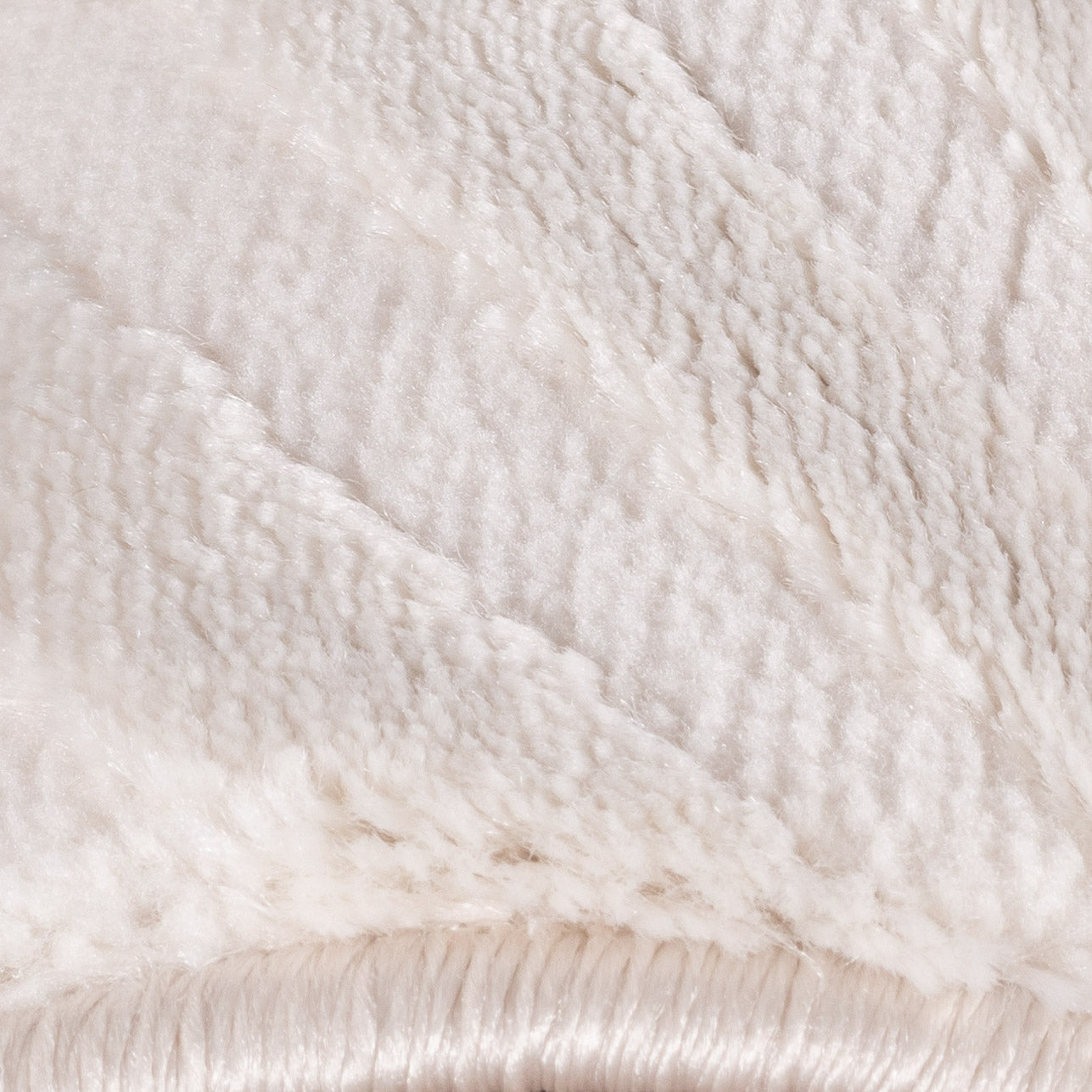 Tapis Ultra Dense Aspect Laine - Medusa Crème – STUDIO DECO