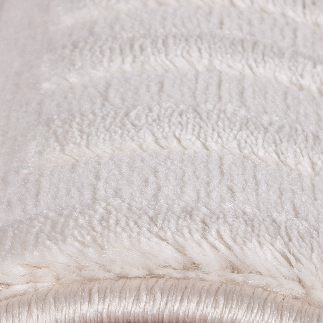 Tapis Ultra Dense Aspect Laine - Aswan Crème – STUDIO DECO