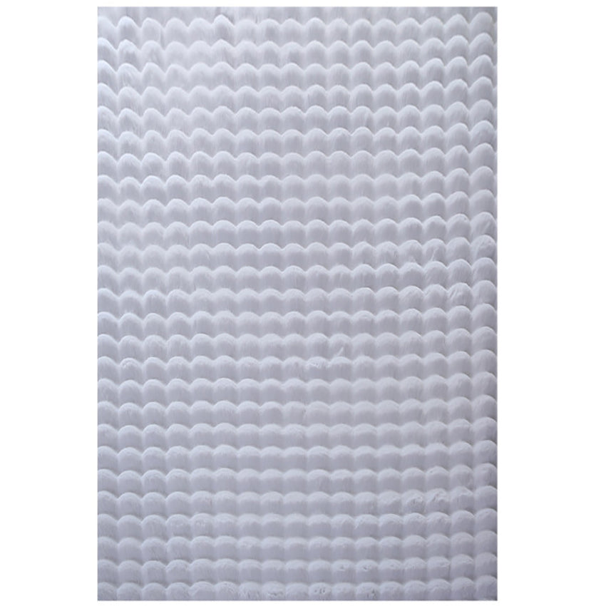 Tapis de fourrure à relief DAVE - Argent – STUDIO DECO
