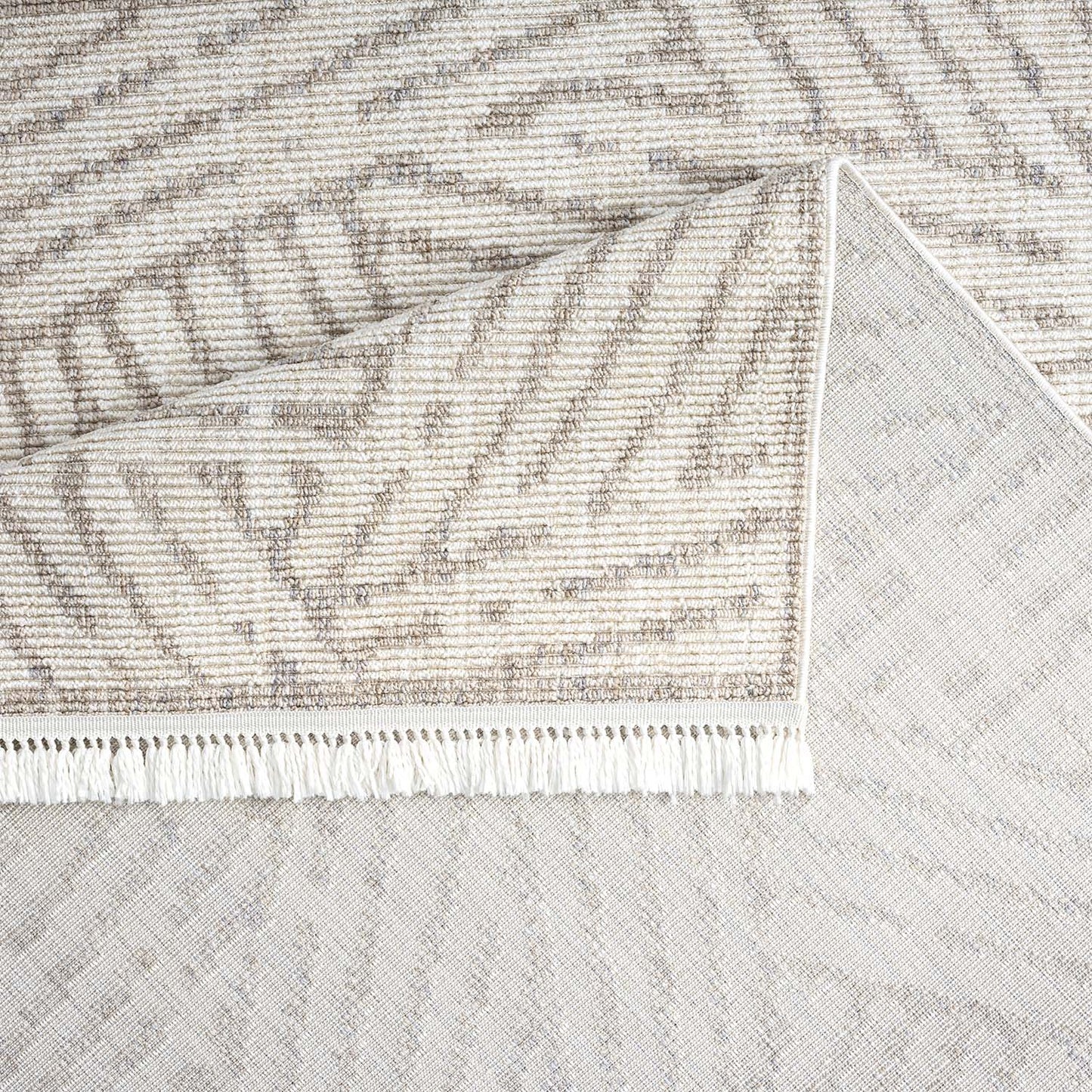 Tapis Tarza texture à franges - Beige