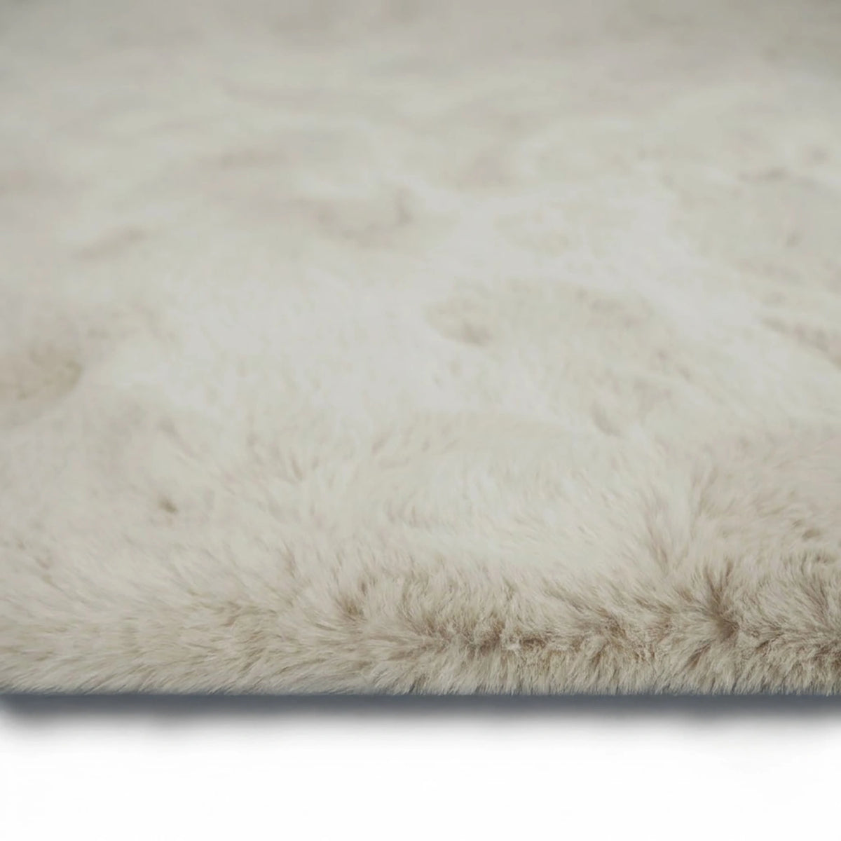 Tapis à poils long ultra-doux Beige