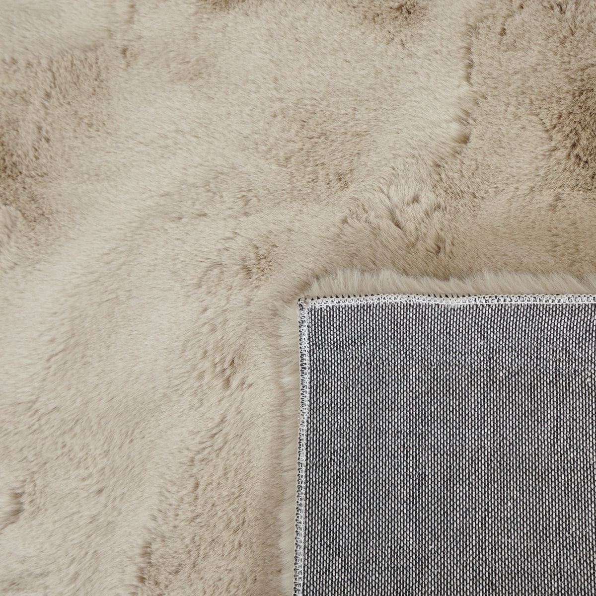 Tapis à poils long ultra-doux Beige