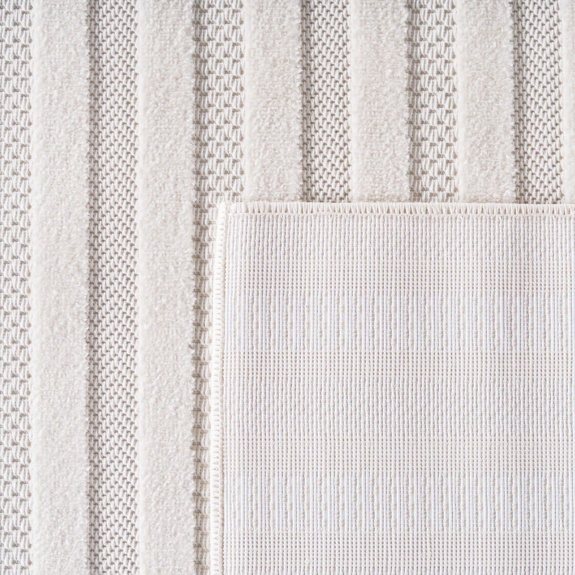 Tapis Scandinave à motifs en relief ZORA – STUDIO DECO