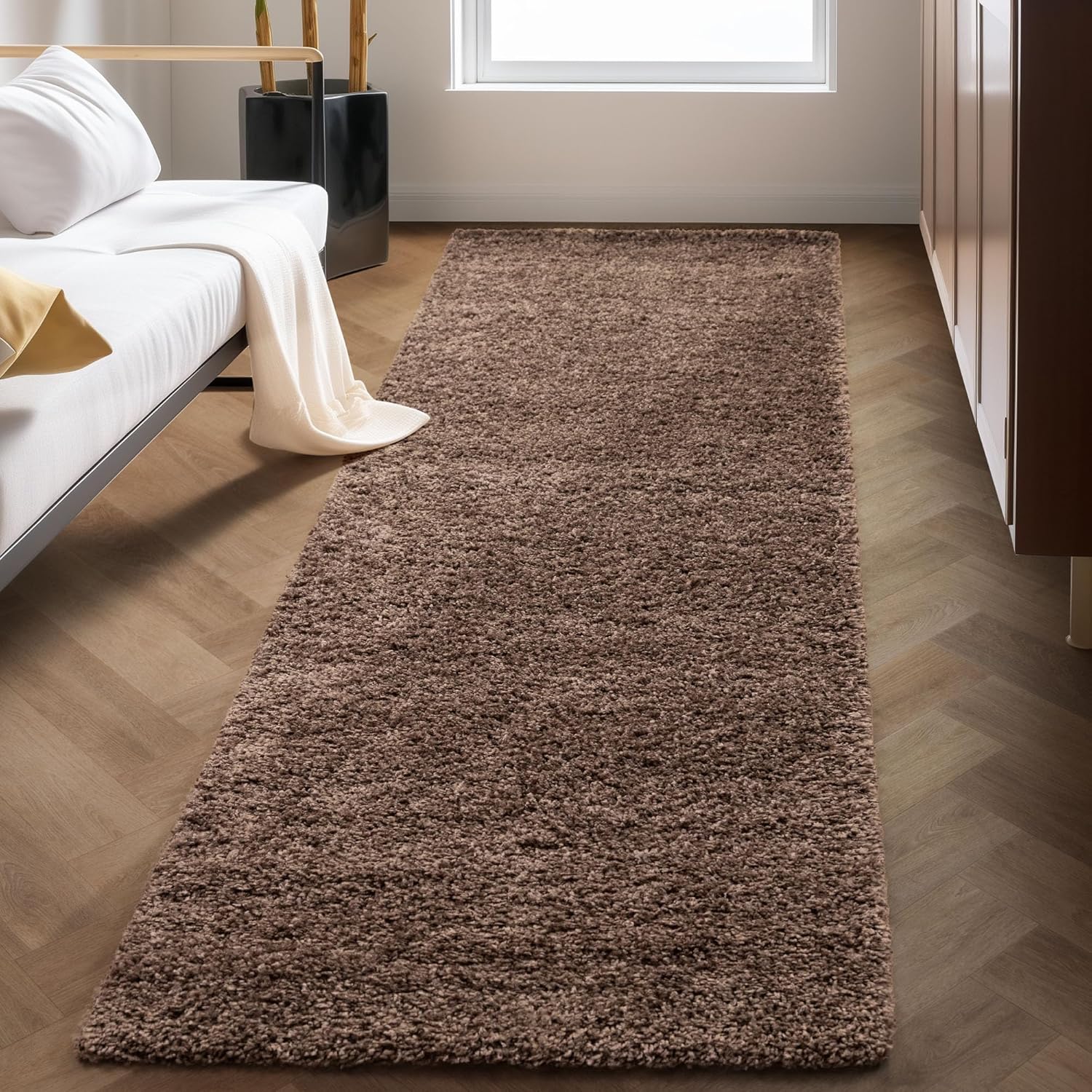 Tapis Shaggy Uni à poils longs - Taupe – STUDIO DECO