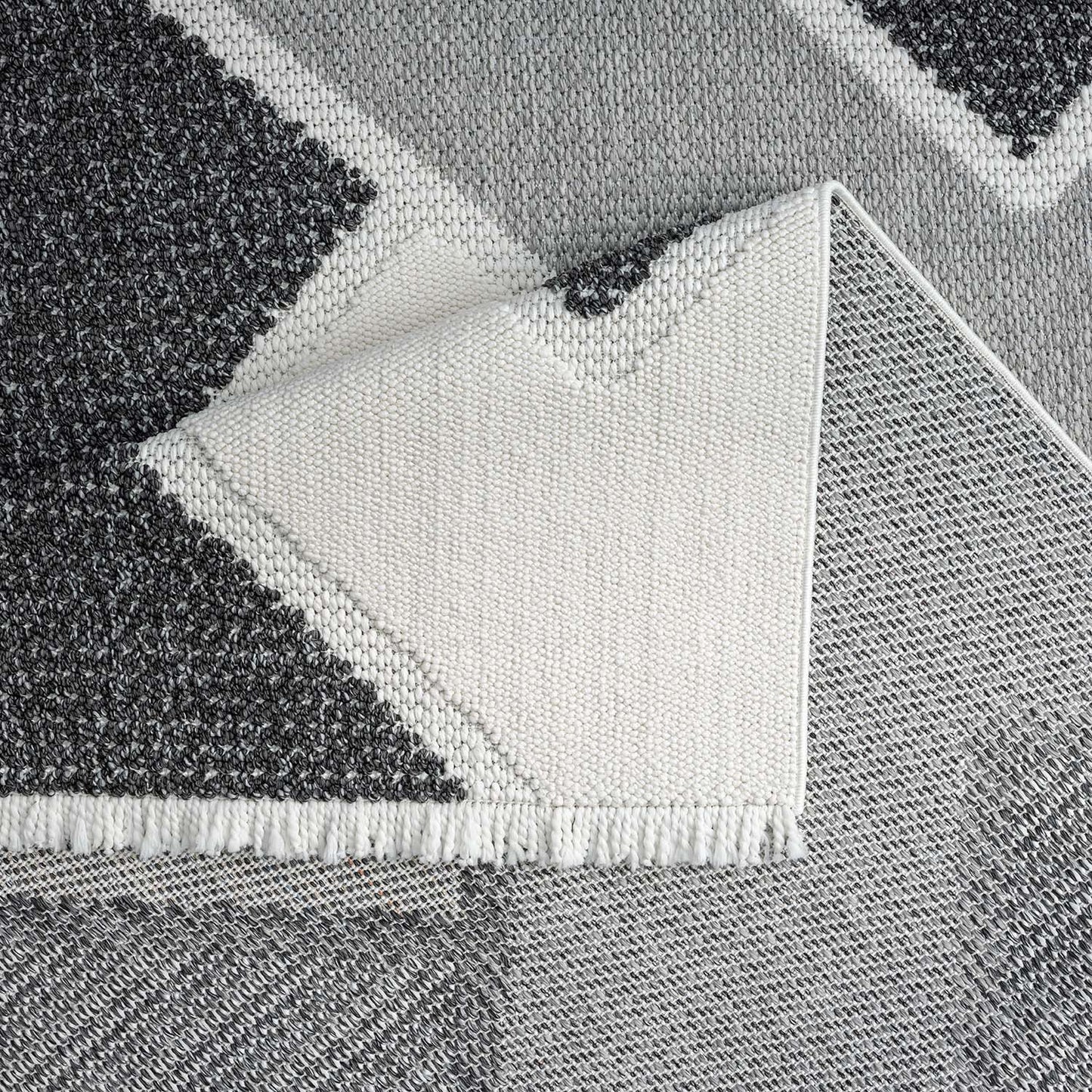 Tapis Sisal Bouclé à relief VIKY - Gris et Noir