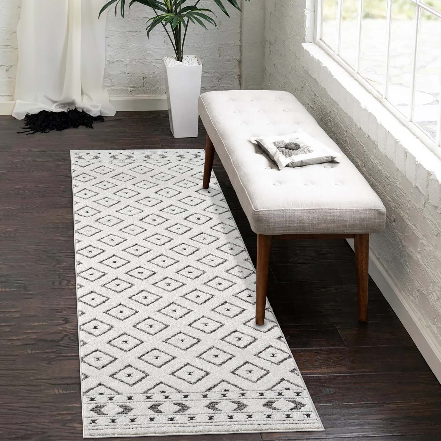Tapis de couloir à motifs en relief - NALA Gris – STUDIO DECO