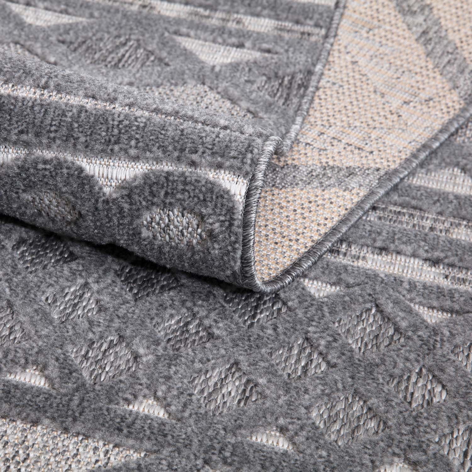 Tapis Intérieur/Extérieur à motif relief vintage Anthracite – STUDIO DECO