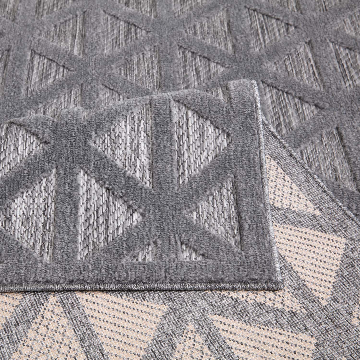 Tapis Intérieur/Extérieur à motif relief 3D Anthracite – STUDIO DECO