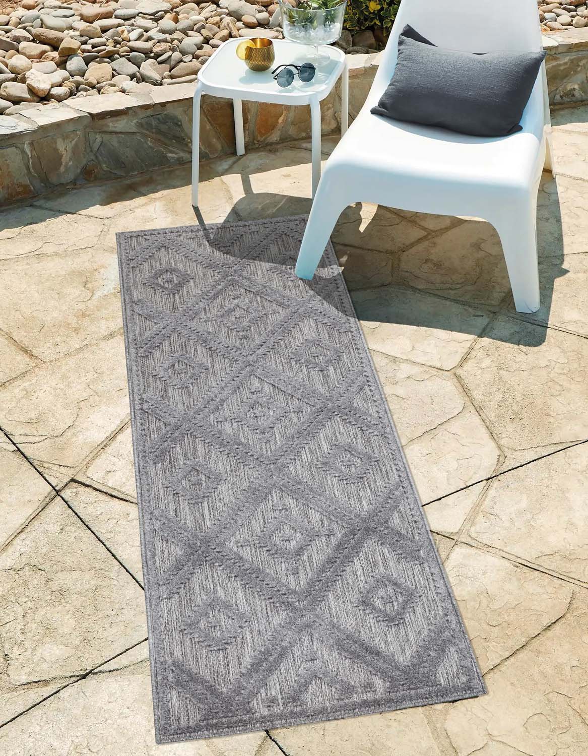 Tapis Intérieur/Extérieur à motif relief Berbère Anthracite – STUDIO DECO
