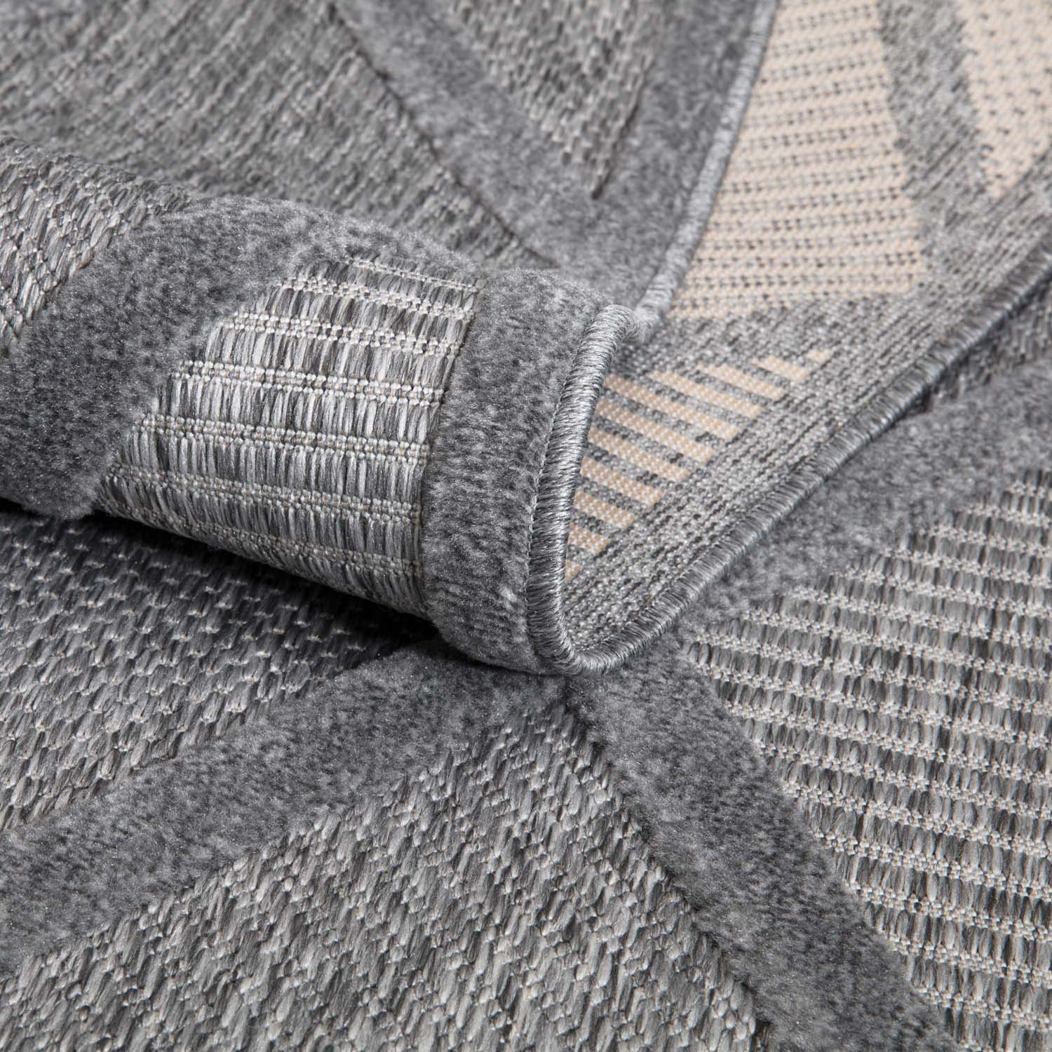 Tapis Intérieur/Extérieur à motif relief Losanges Anthracite – STUDIO DECO