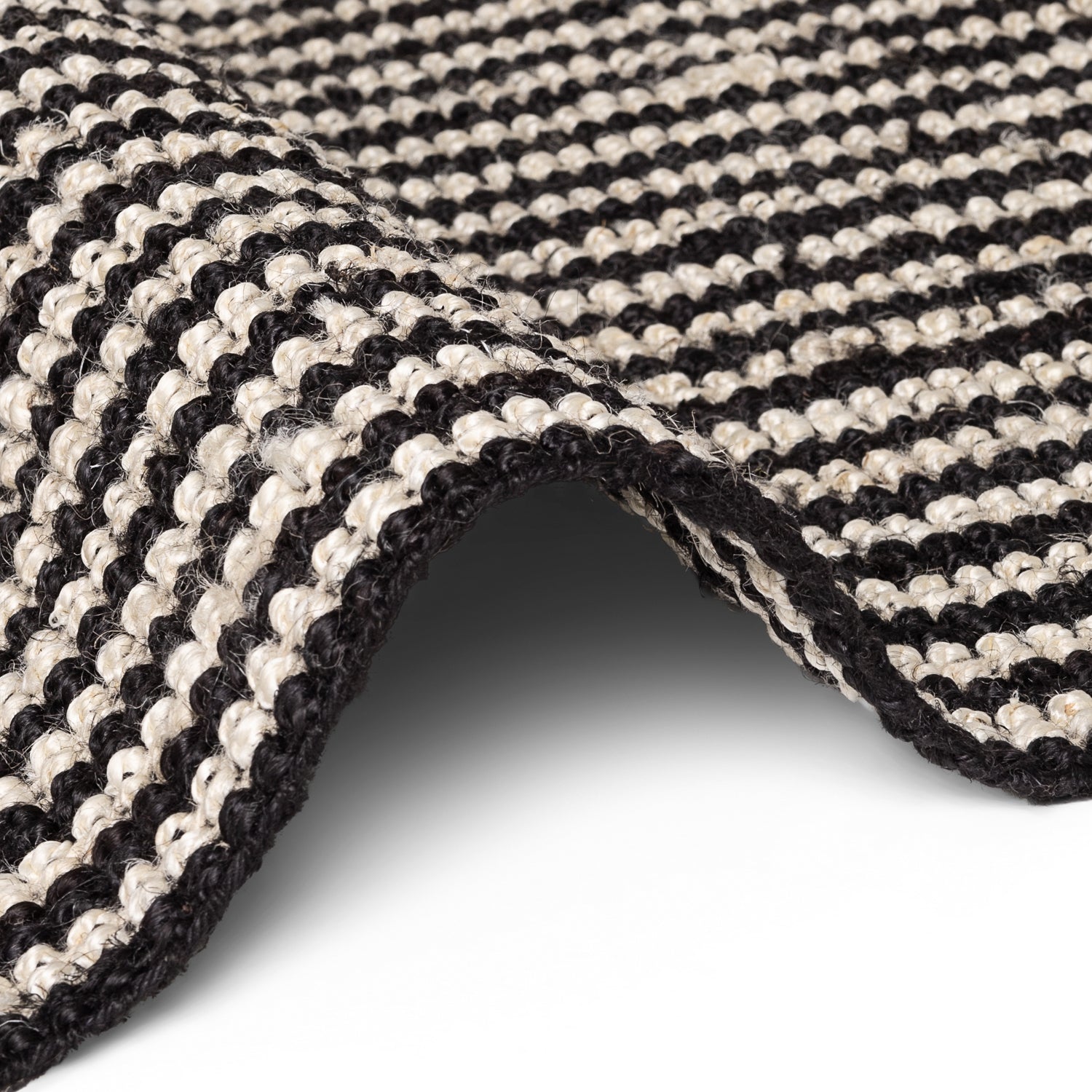 Tapis en jute naturelle bouclée Noir et Blanc