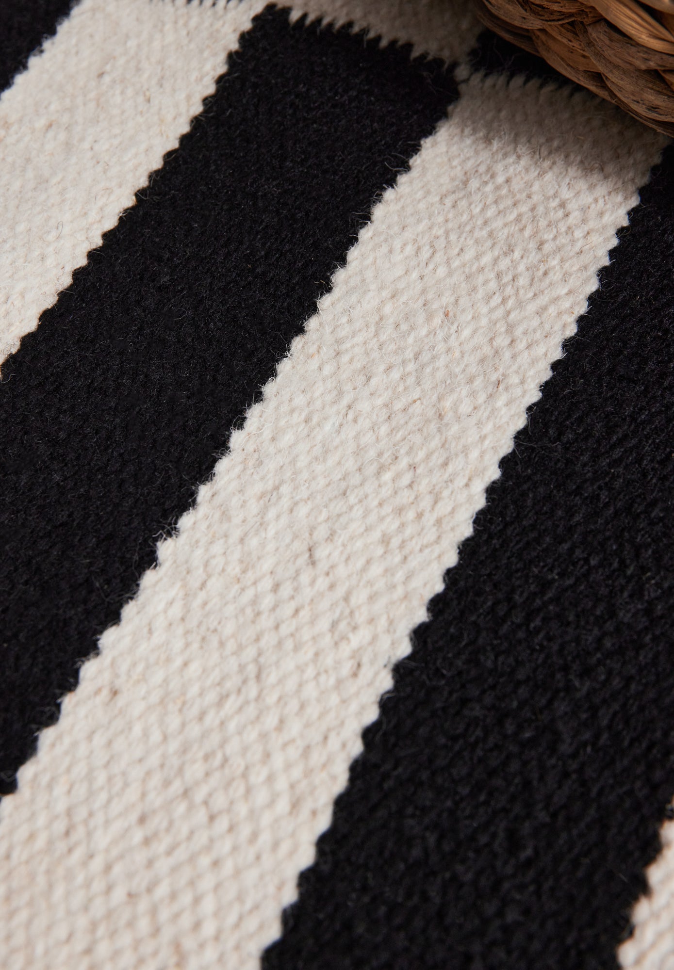 Tapis Laine tissé à la main DONNA XL – STUDIO DECO