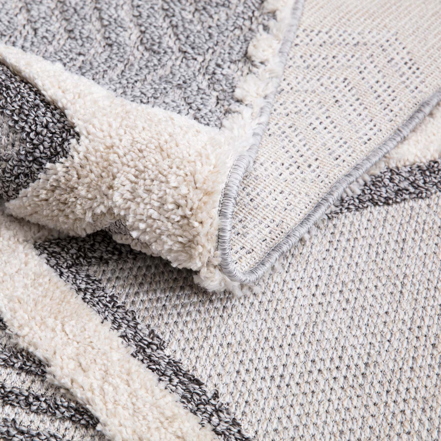 Tapis Boho Chic à franges tressées – STUDIO DECO