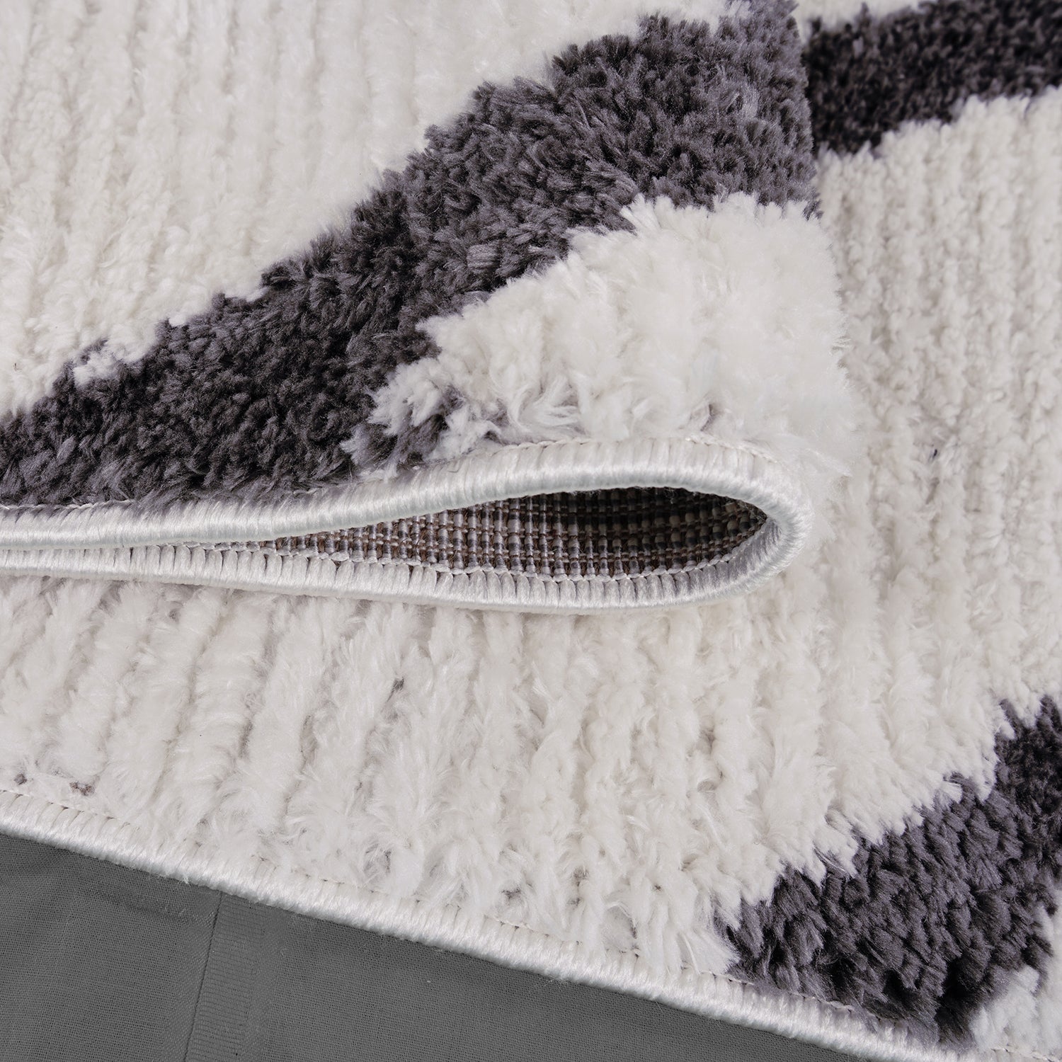 Tapis Berbère ORAN – STUDIO DECO