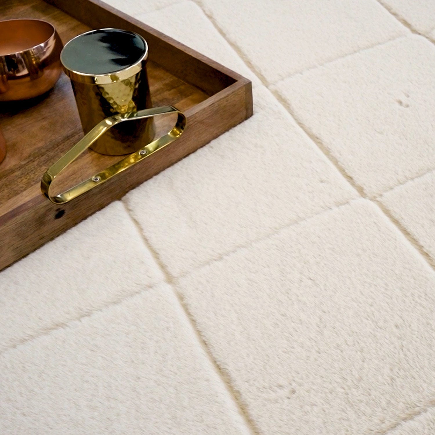 Tapis Super Doux à motif losanges en Relief - Blanc Ivoire – STUDIO DECO