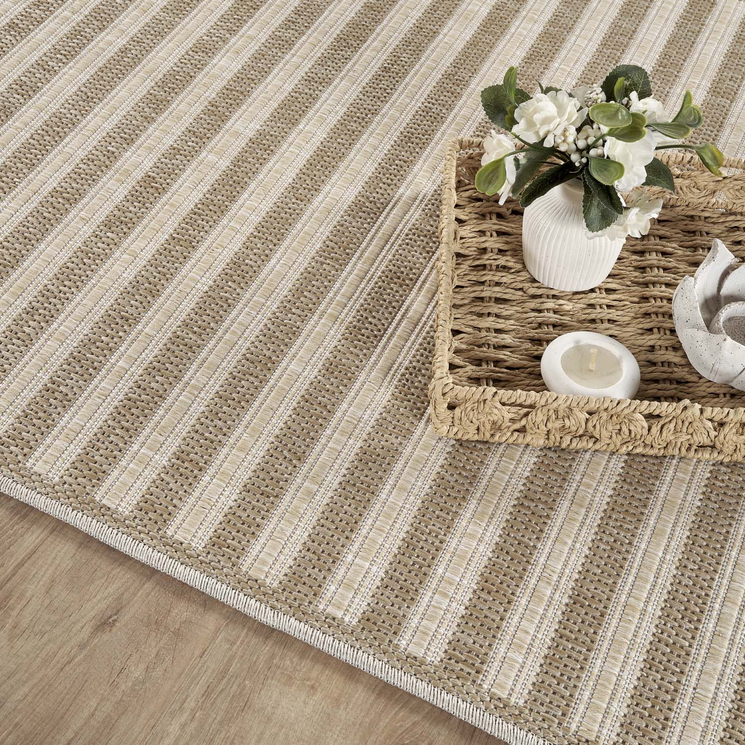 Tapis rond extérieur aspect jute à Lignes