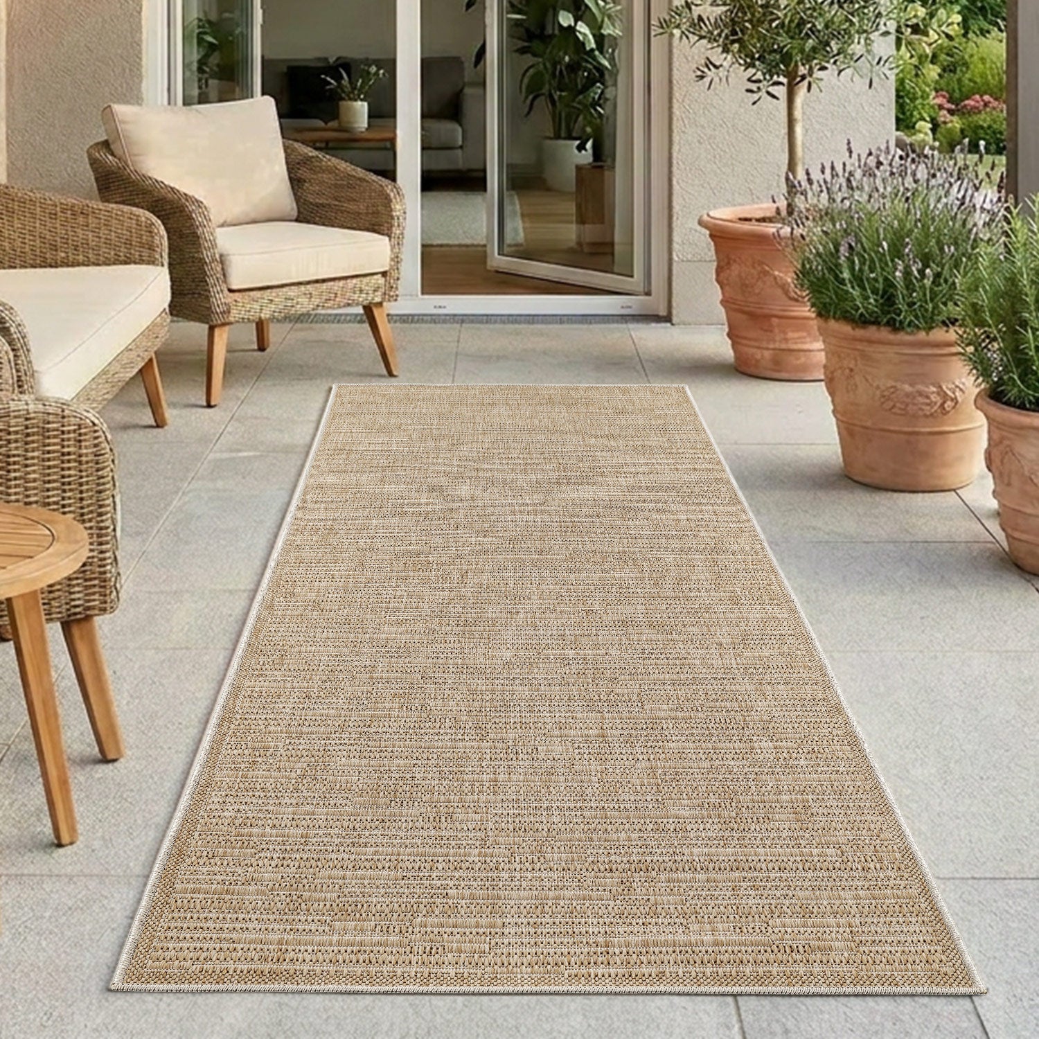 Tapis long extérieur aspect jute rayés