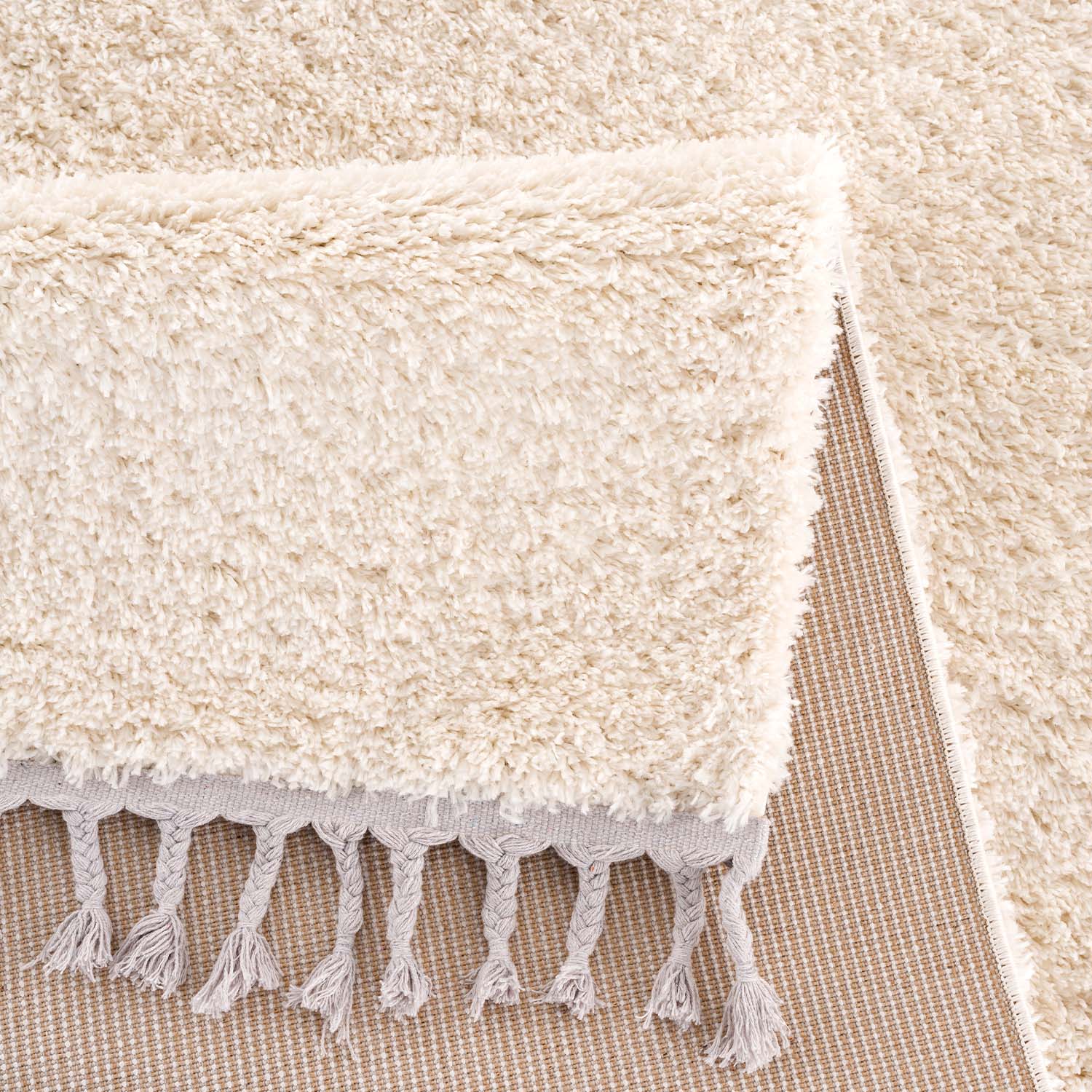 Tapis moelleux à franges tressées - Ecru – STUDIO DECO