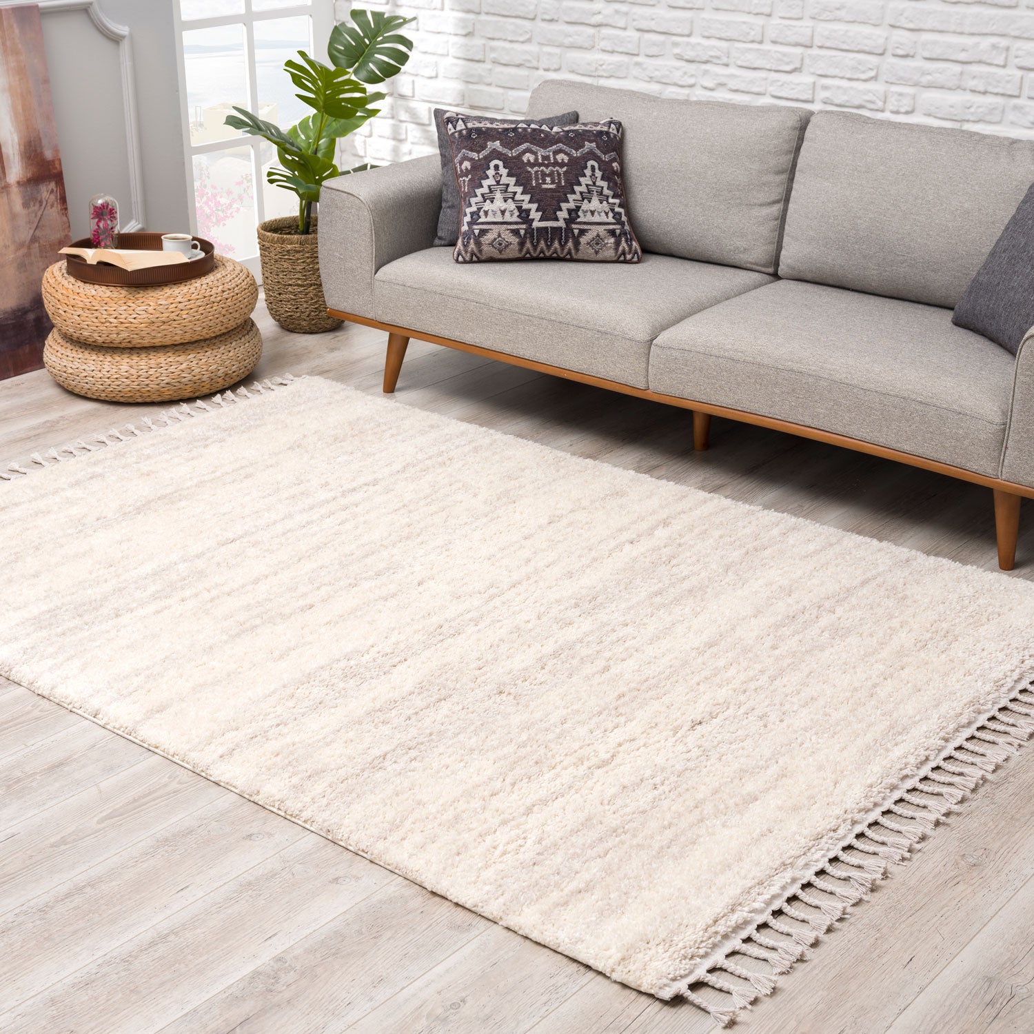 Tapis moelleux chiné à franges tressées - Ecru – STUDIO DECO